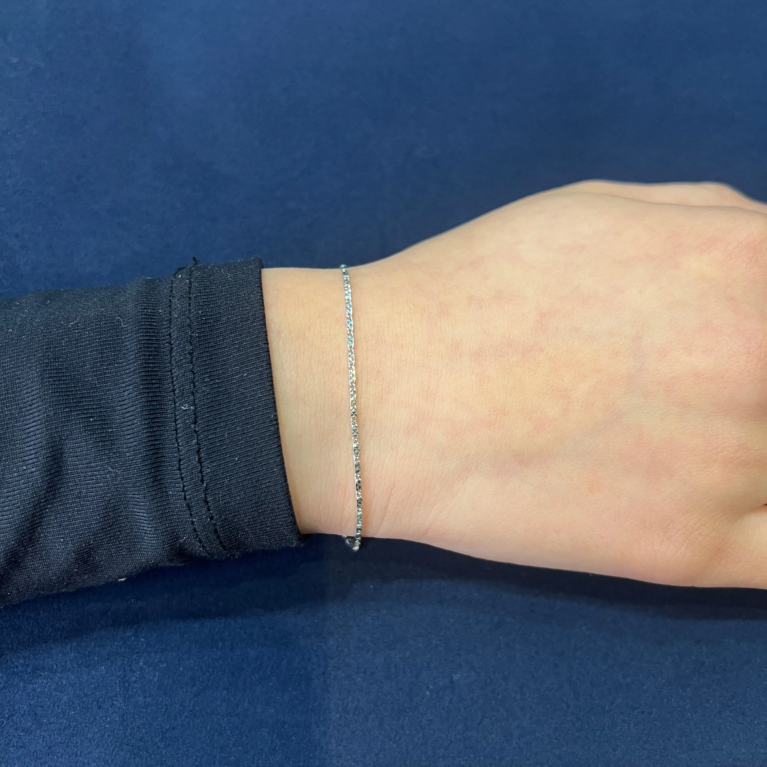10K White Gold (1mm) Star Bracelet 7.5"