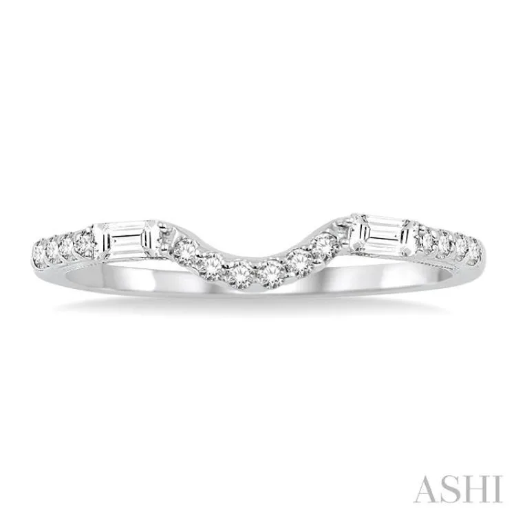 1/4 ctw Round and Baguette Diamond Wedding Band in 14K White Gold