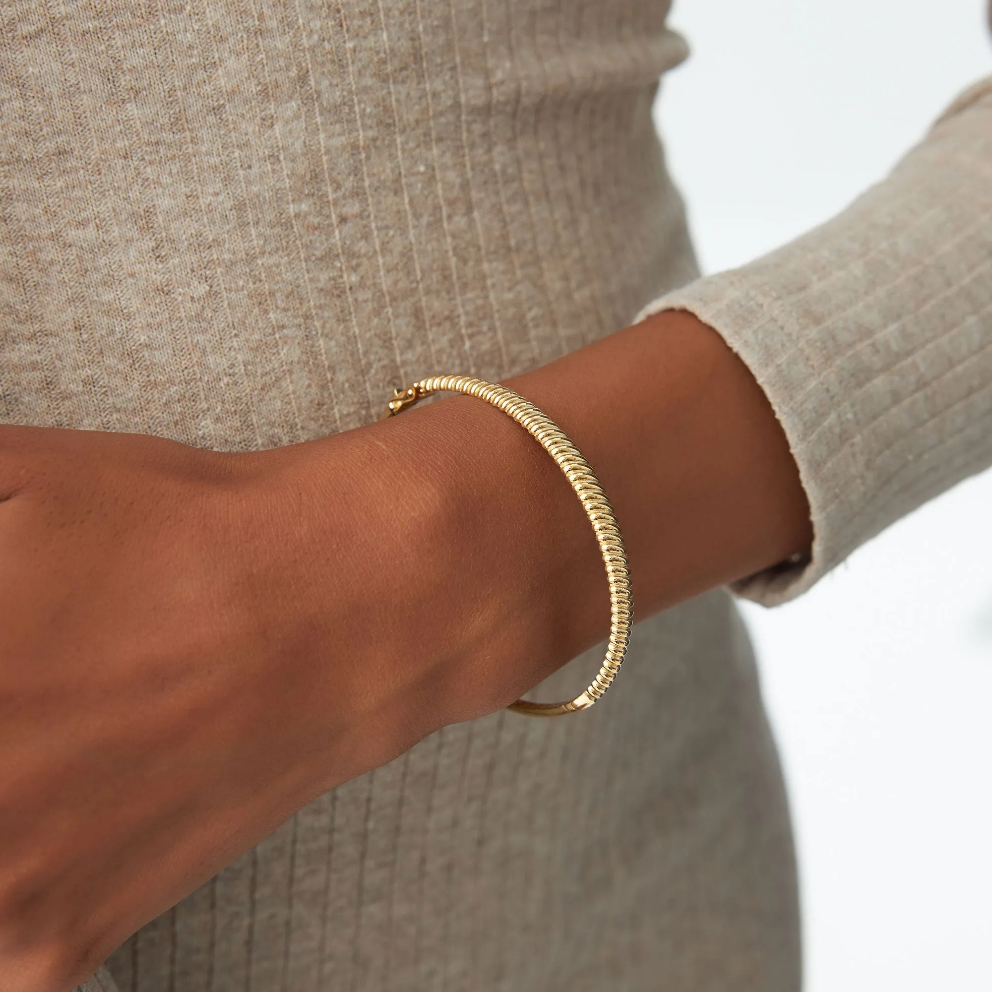 14K Gold Twist Bangle Bracelet