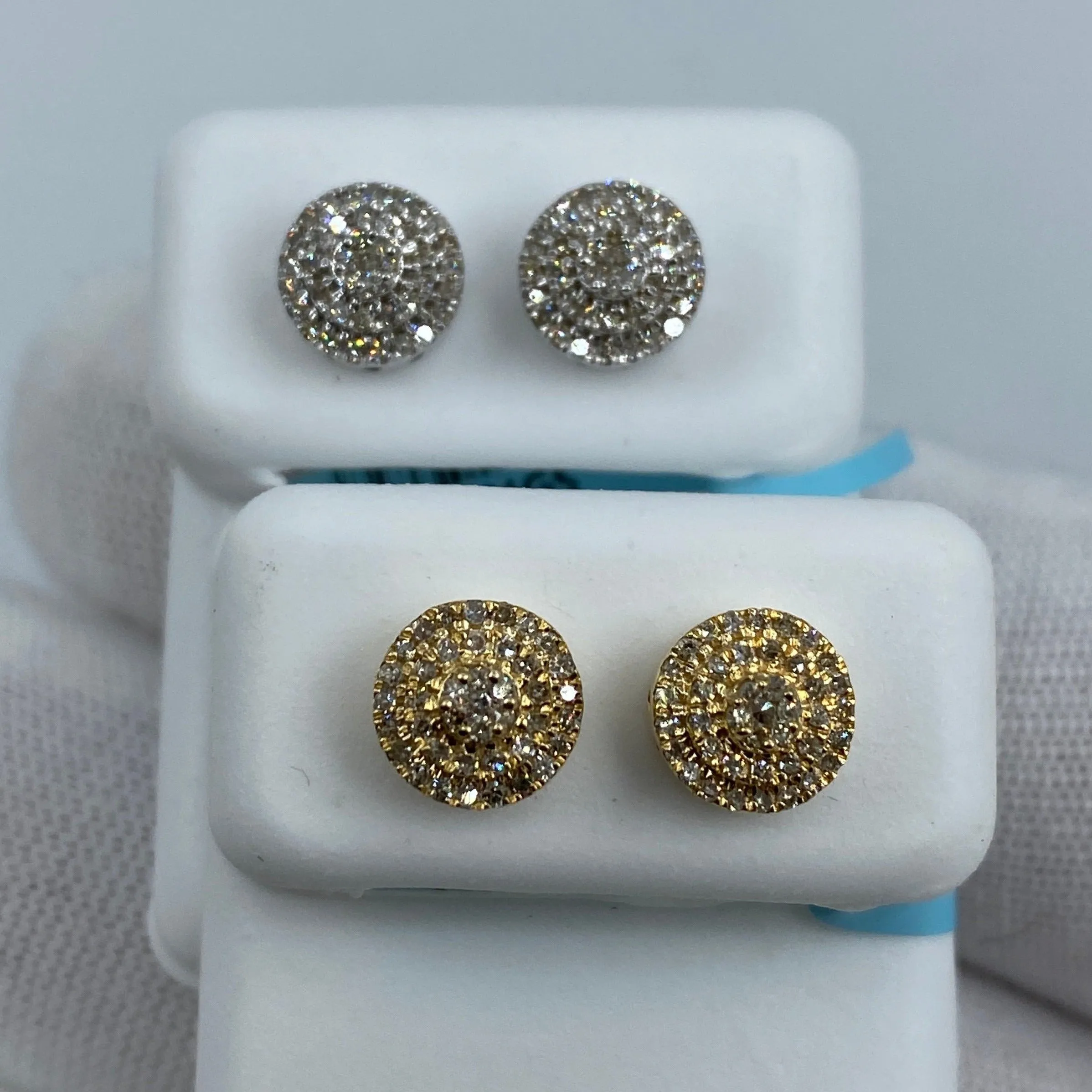 14K Small Circle Cake Diamond Earrings