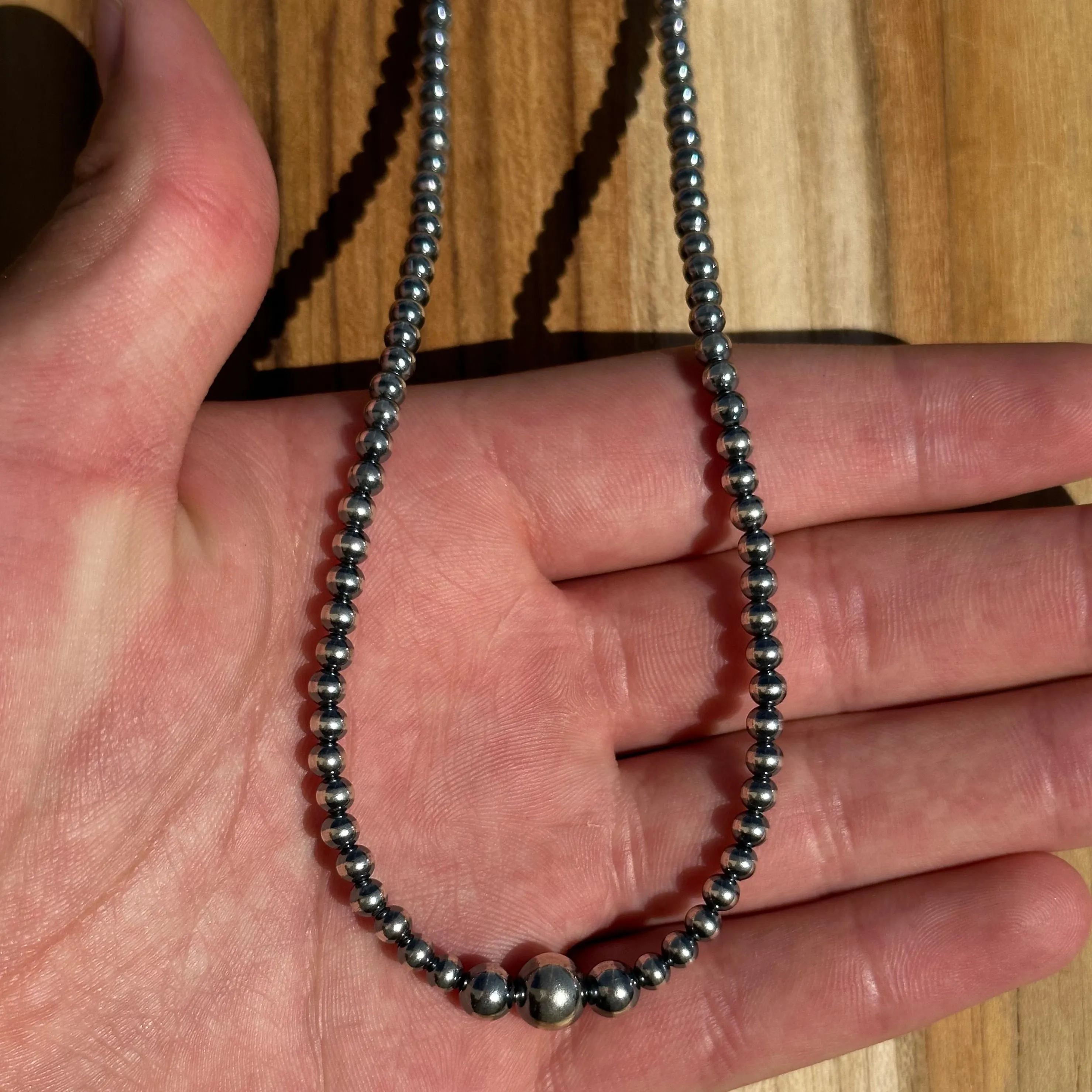 16" Graduated Pearl "Navajo Style" Pearl Necklace