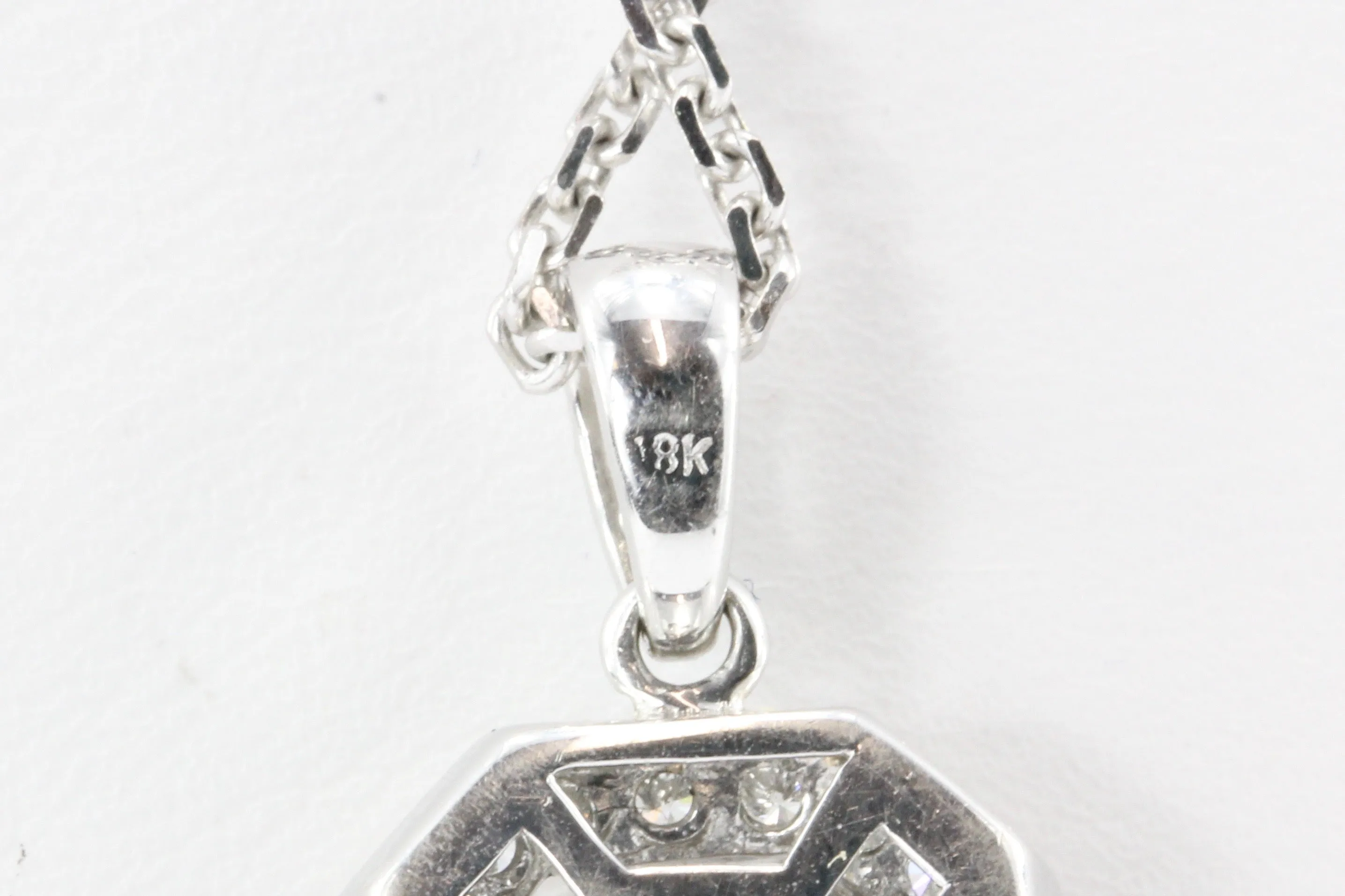 18k White Gold 2 Carat Blue Sapphire & Diamond Necklace