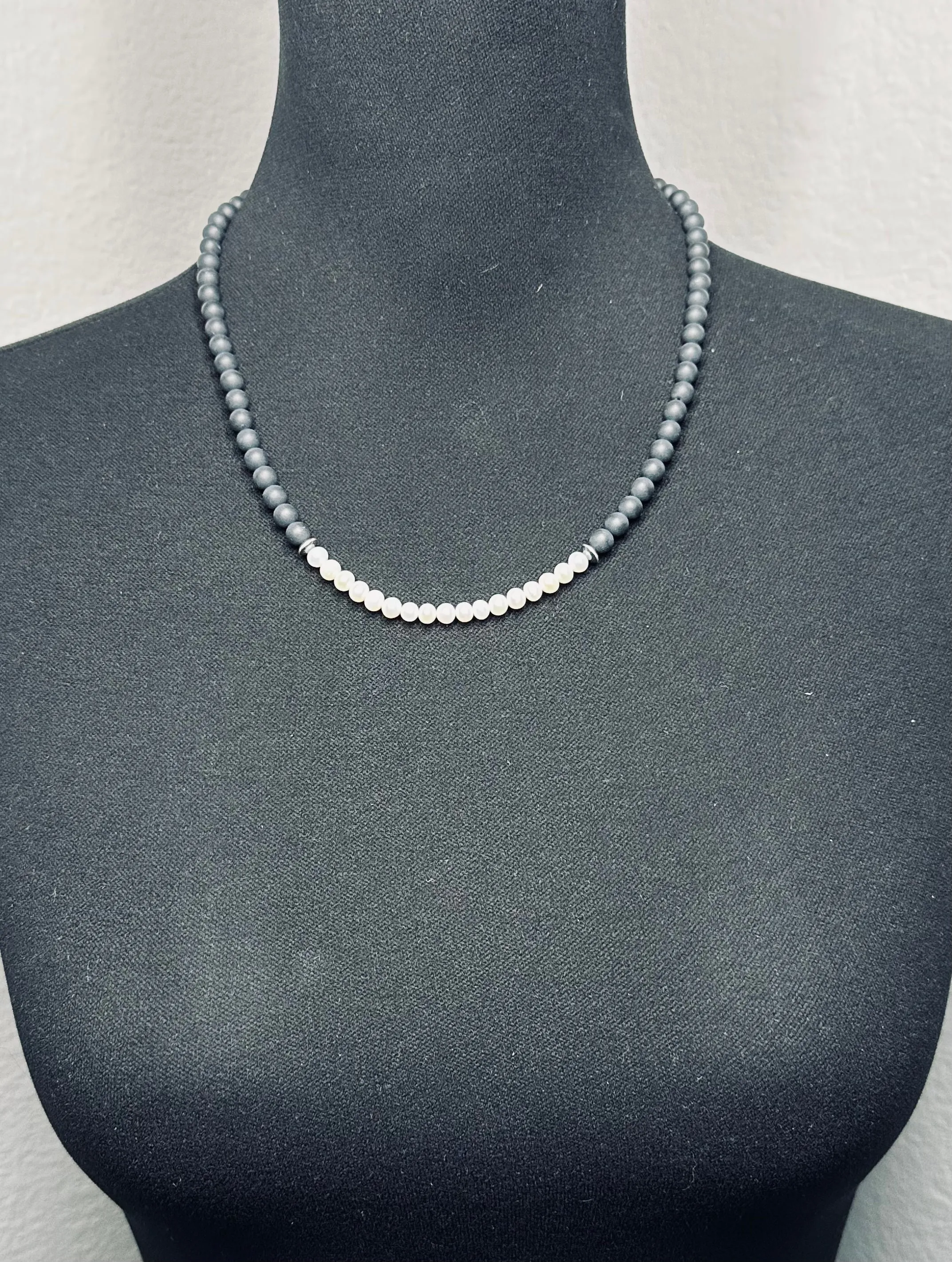 20 inch Matte Onyx Beads and Freshwater Pearls Necklace