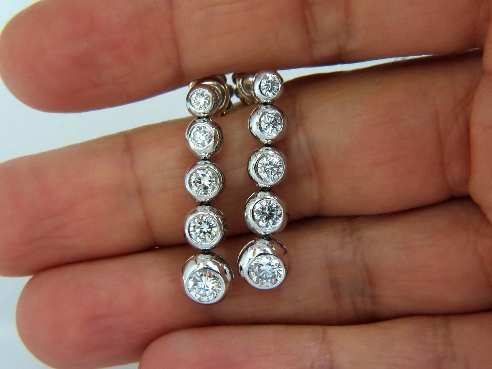 2.04ct NATURAL ROUND DIAMONDS BEZEL FLUSH 5 TIER DANGLE EARRINGS JAZZ