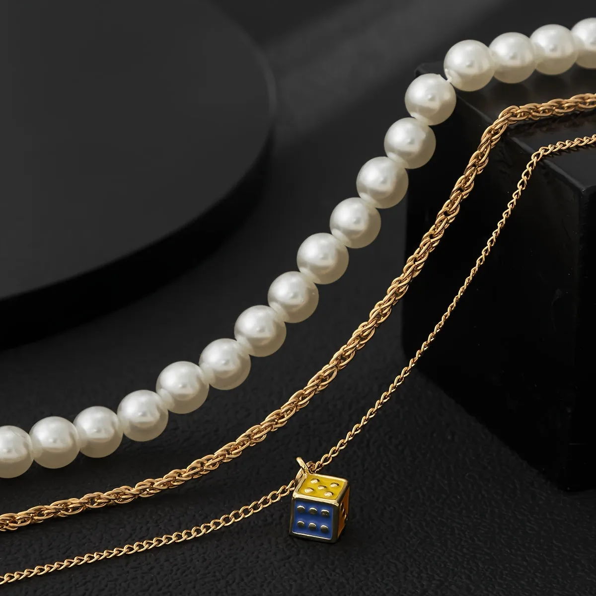 3pcs Dripping Oil Dice Pearl Necklaces Set
