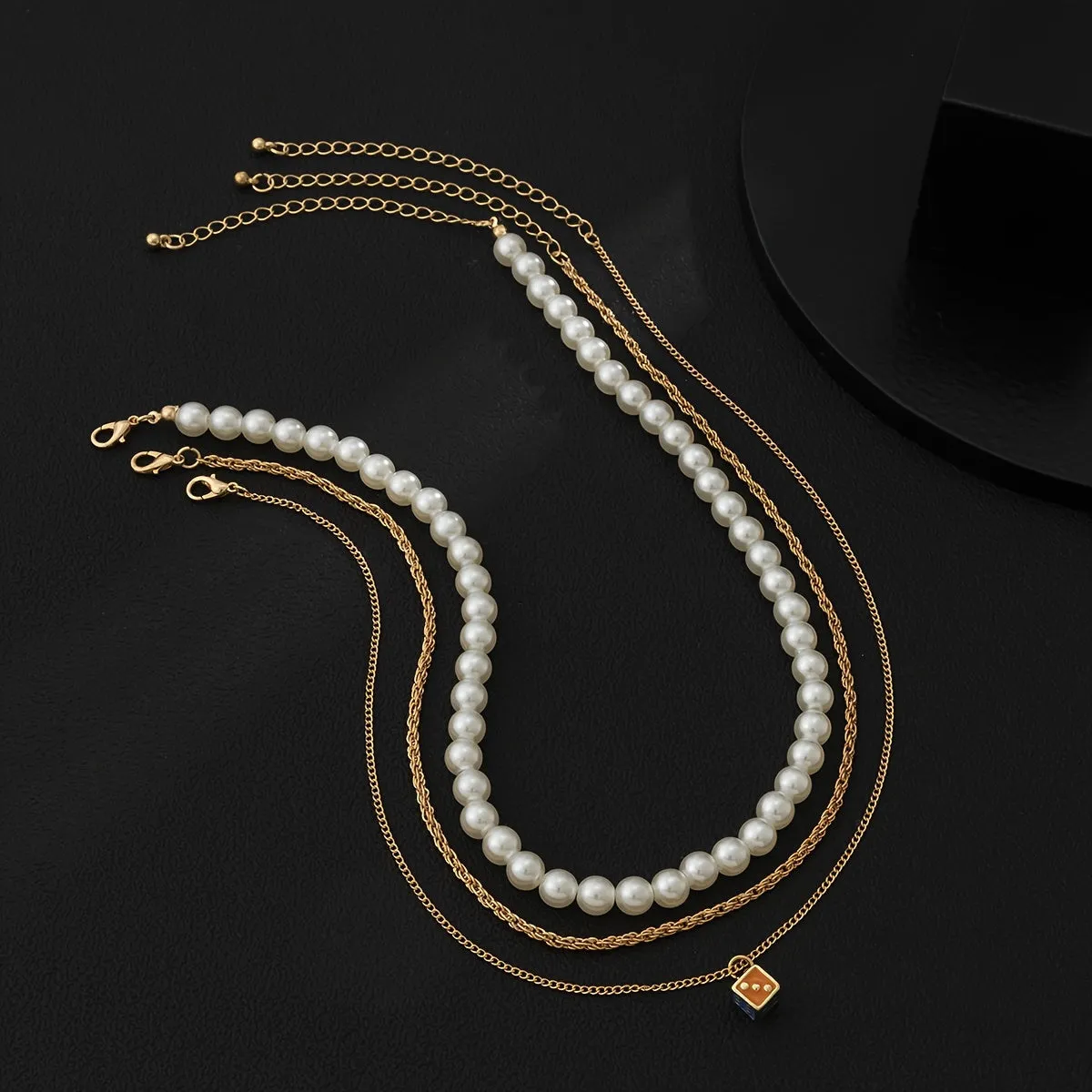 3pcs Dripping Oil Dice Pearl Necklaces Set