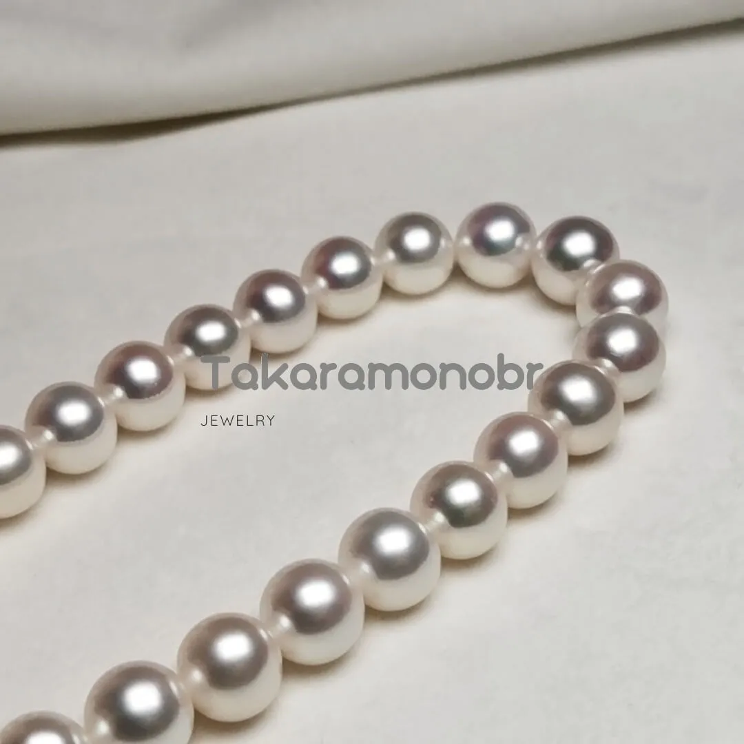 8.0-9.0 mm White Freshwater Pearl Necklace