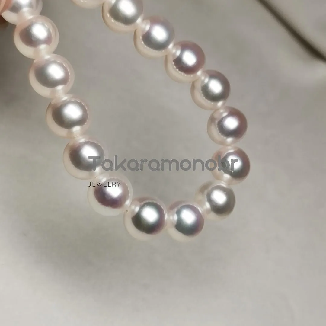 8.0-9.0 mm White Freshwater Pearl Necklace