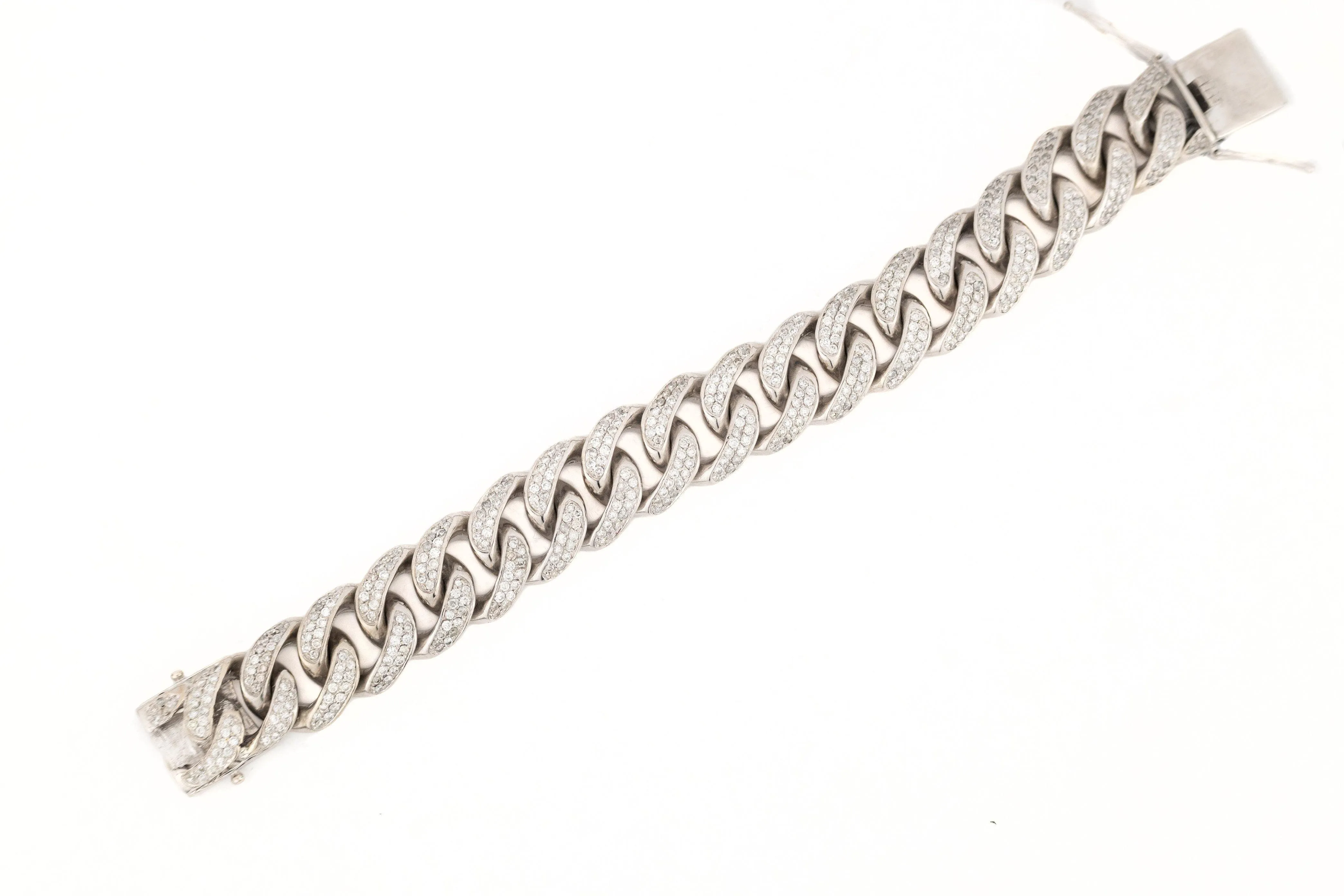8mm White Gold Rounded Diamond Bracelet