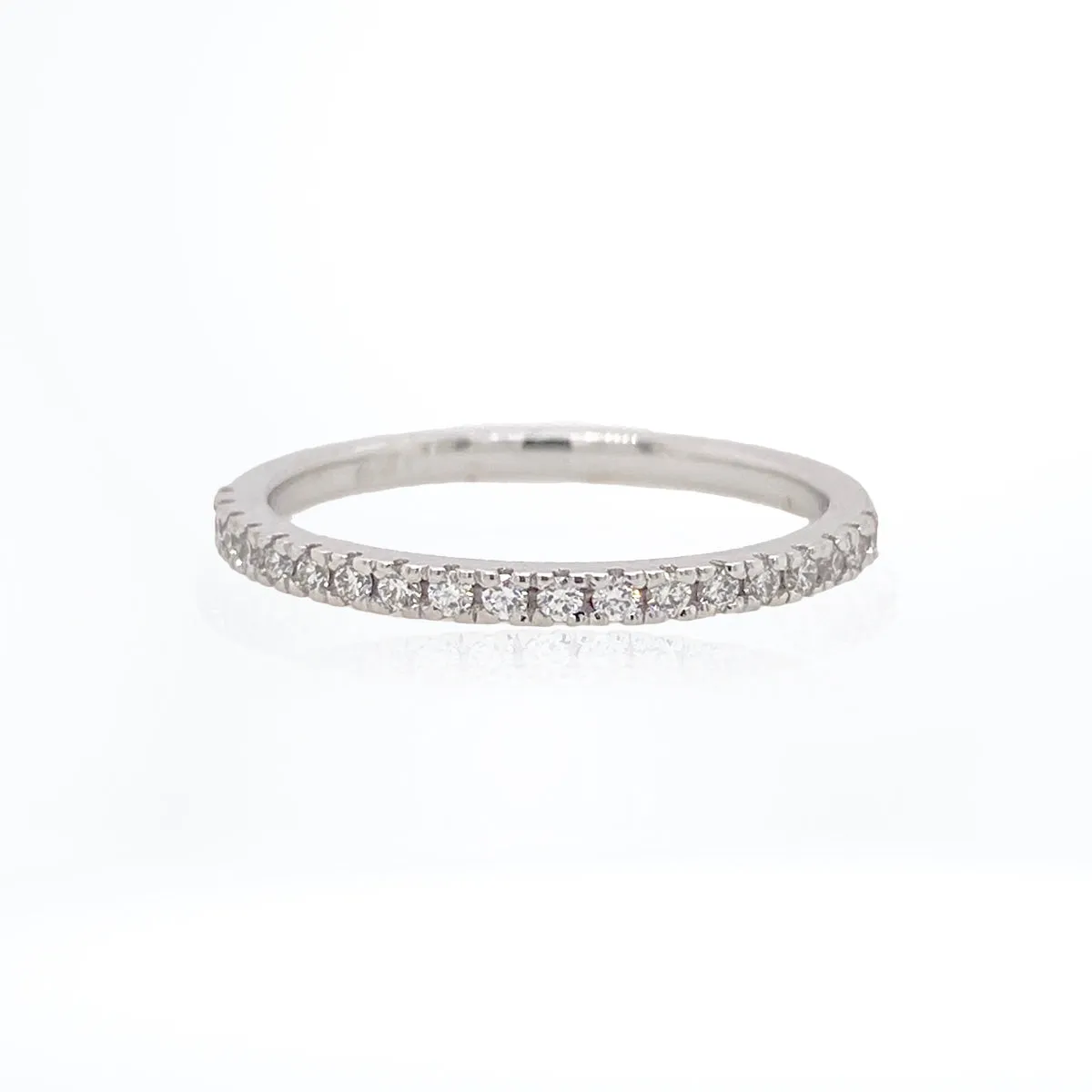 Alectrona Diamond Band