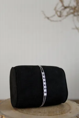 B037 - 14k WG Bracelet w/42 Round Diamonds 0.12cts & 23 Baguette Diamonds 0.33cts