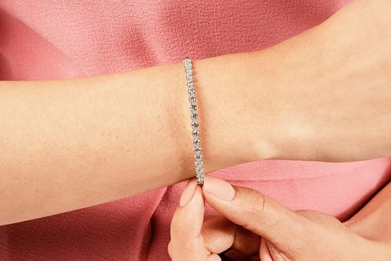 Blossoming Florals Lab-Grown Diamond Bangle with 2.88 ct.(finished) 3.5mm