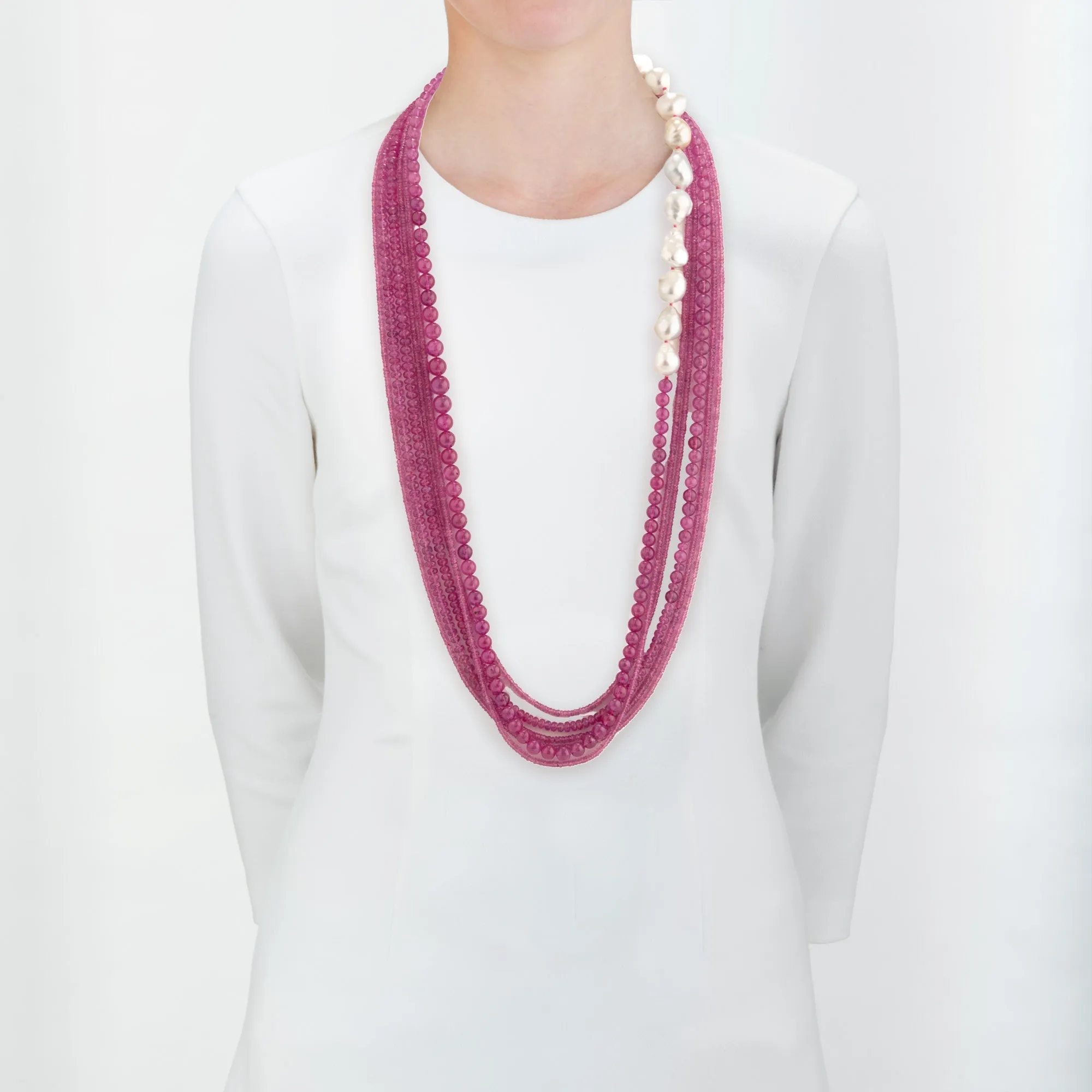 CASCADE VI sapphire necklace
