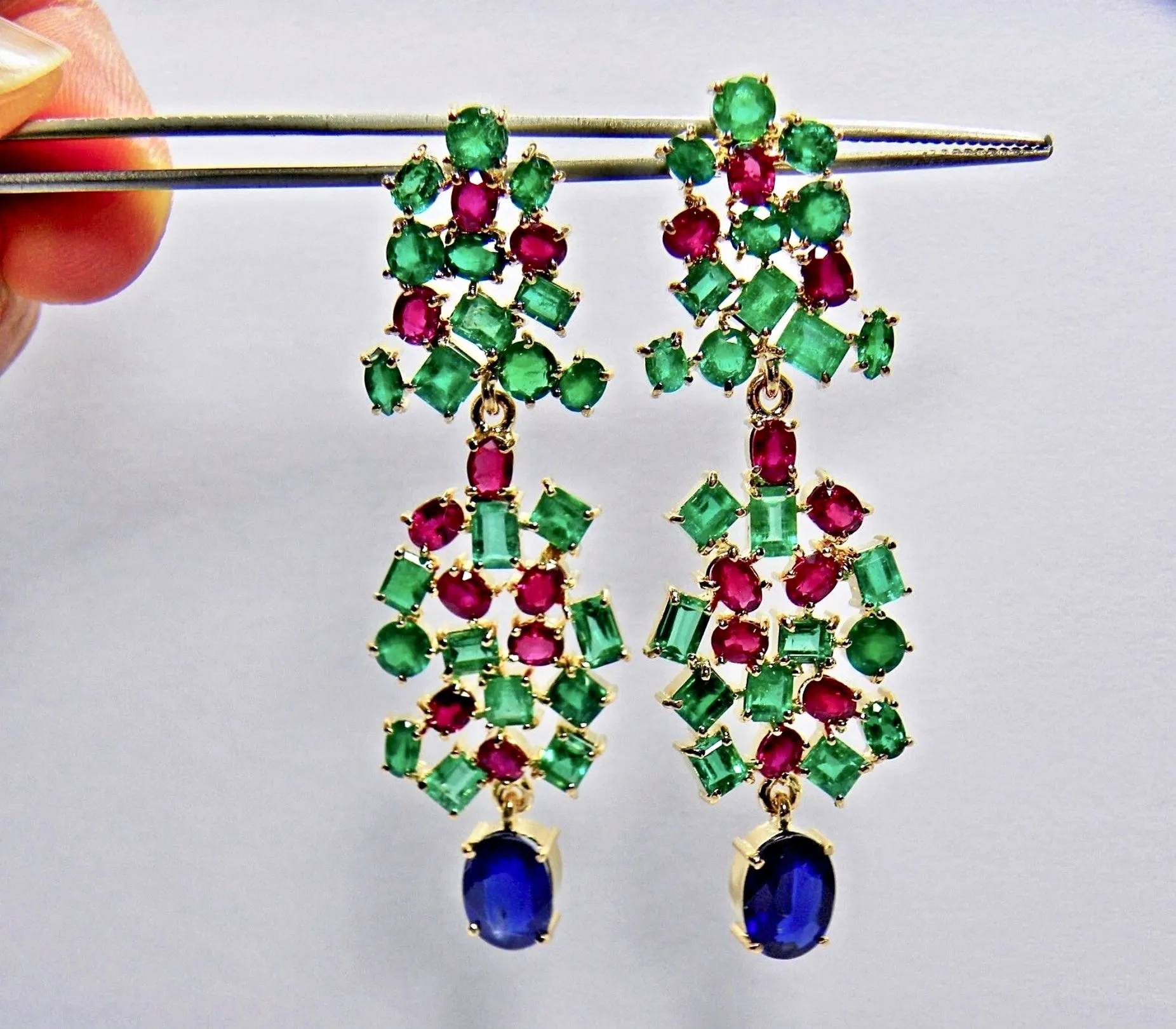 Chandeliers Tutti Frutti Burma Sapphire, Ruby and Colombia Emerald earrings
