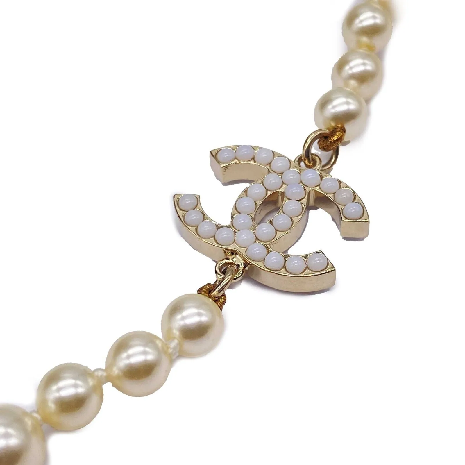 CHANEL - 13A 2 CC Charms Graduated Pearl Layering Necklace