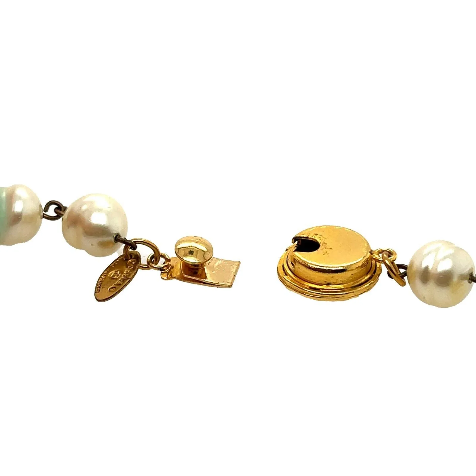 CHANEL - Vintage 80s Pearl Strass Crystal Accent - Pearl / Gold Necklace