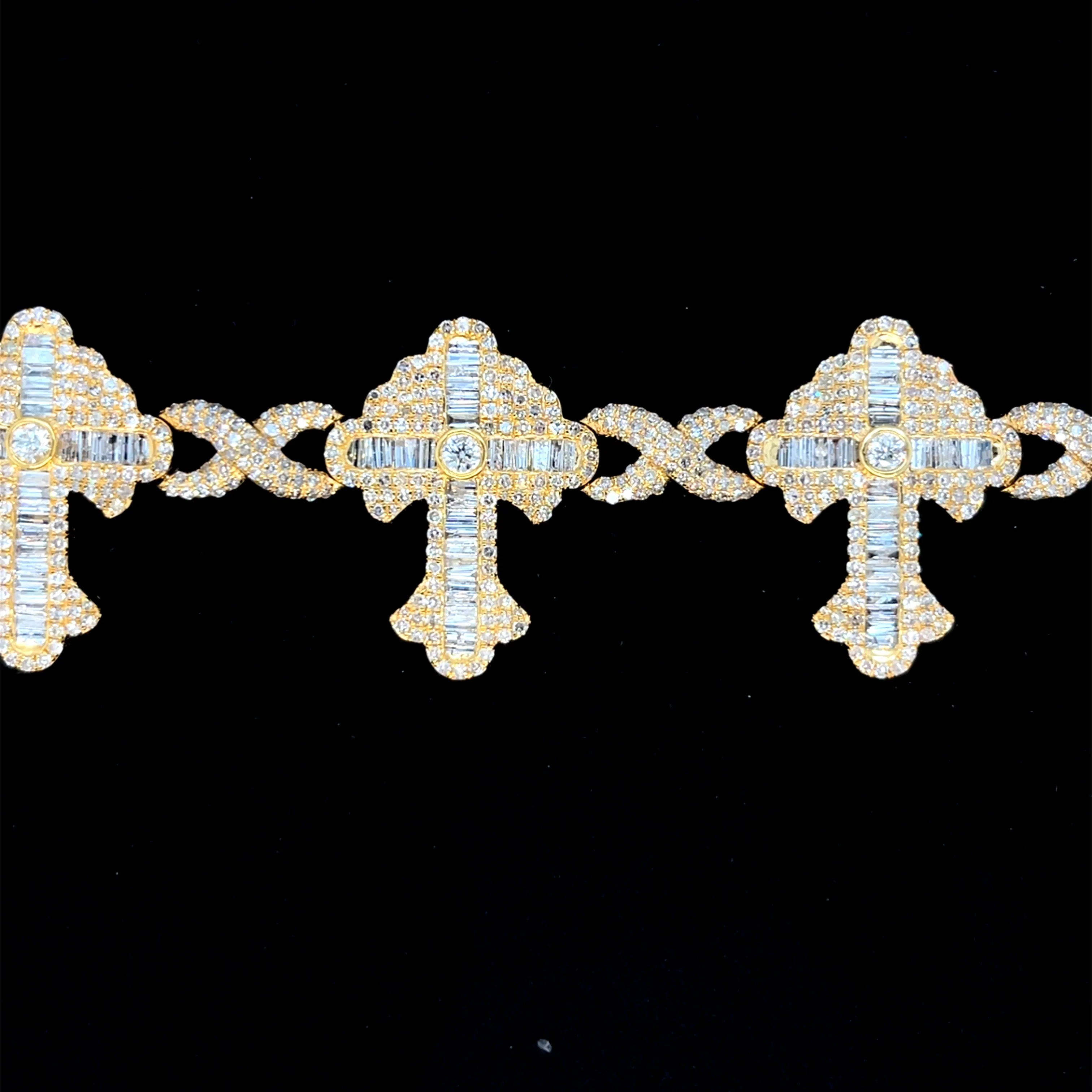 Cross Infinity 10K Gold wih 10CT Natural Diamonds 8" Bracelet - SBR31564