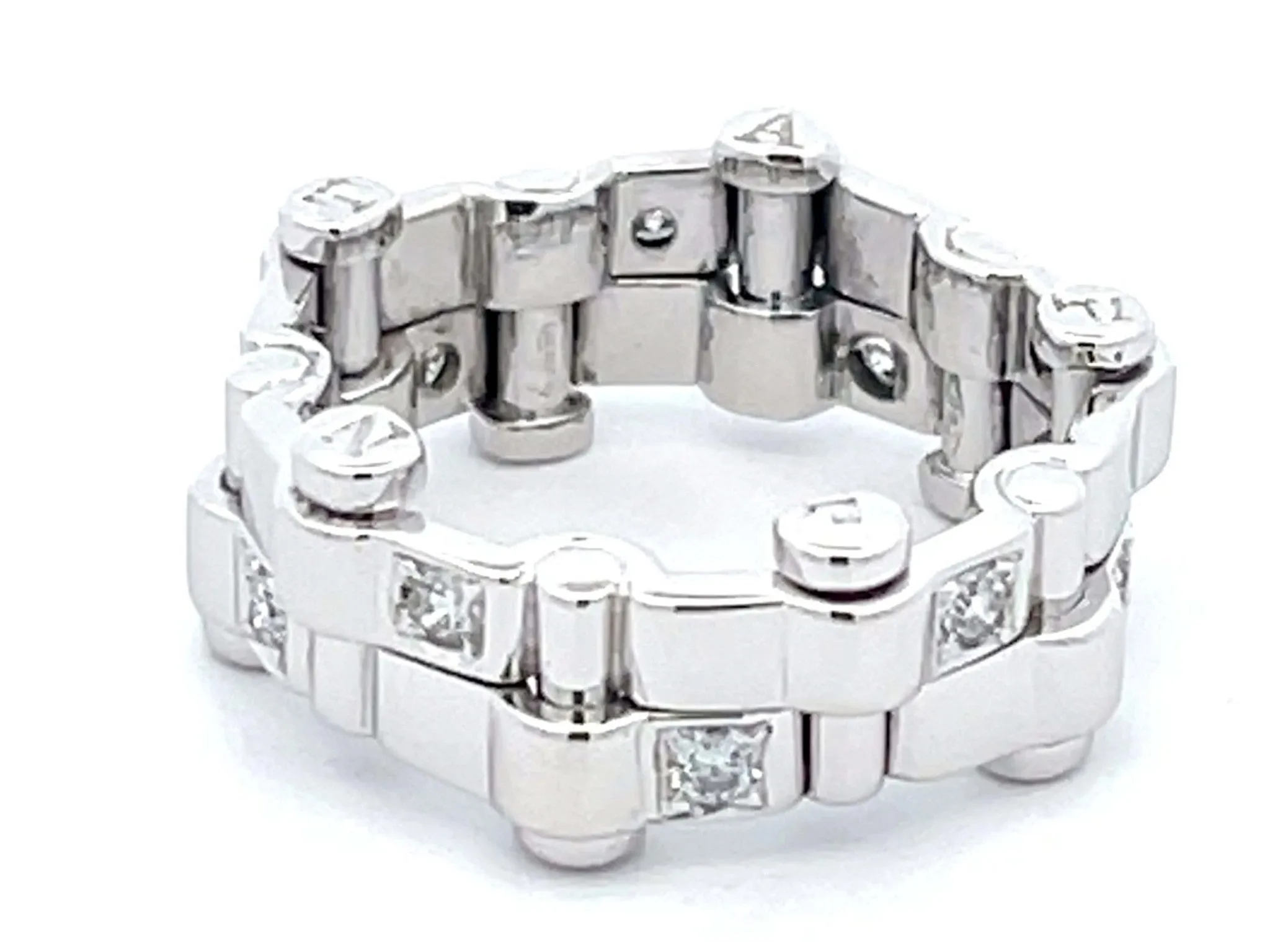 Diamond Alternating Riveted Wedding Band Ring in 18k White Gold