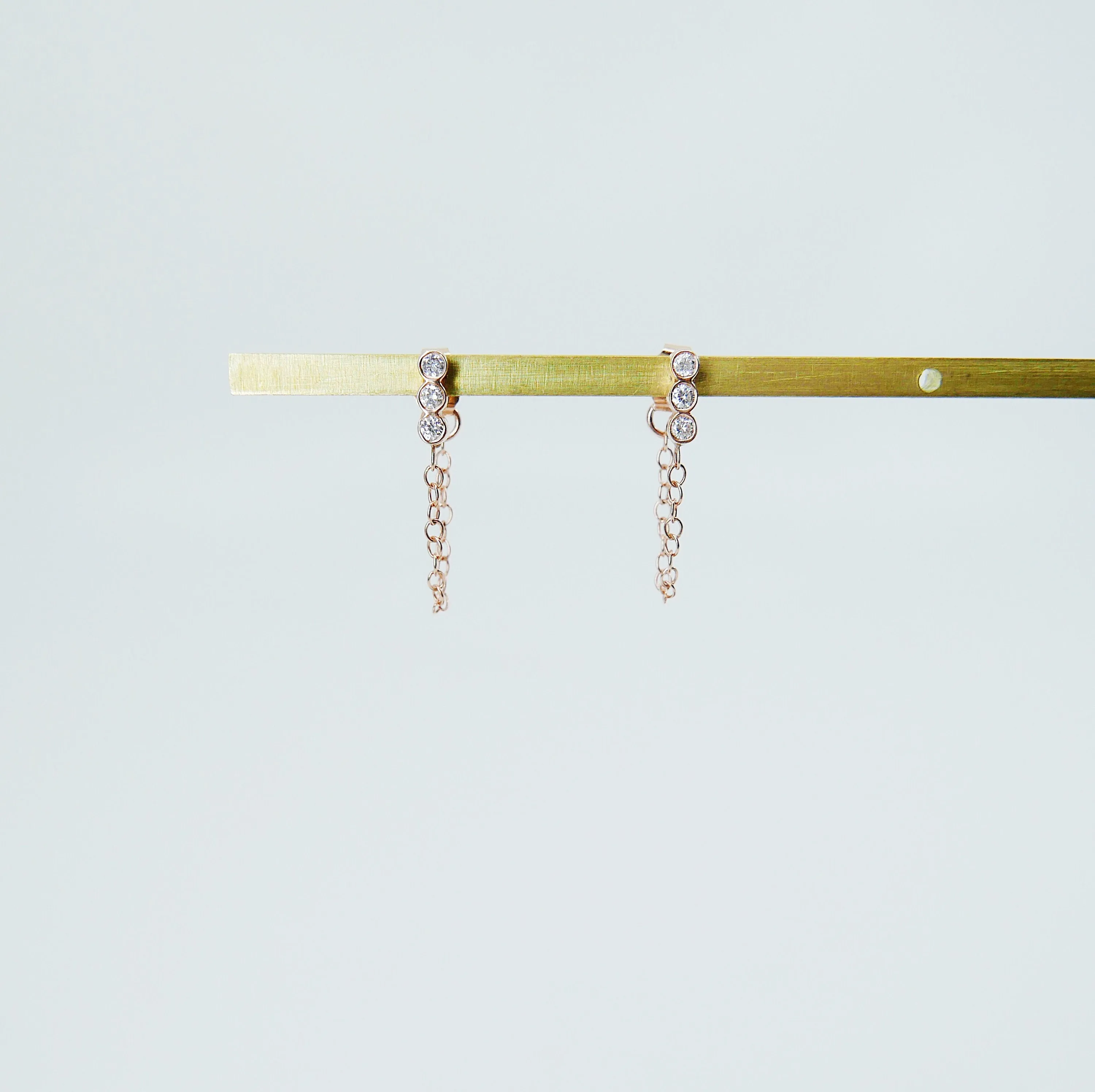 Dot Dot Dot Diamond Chain Earrings