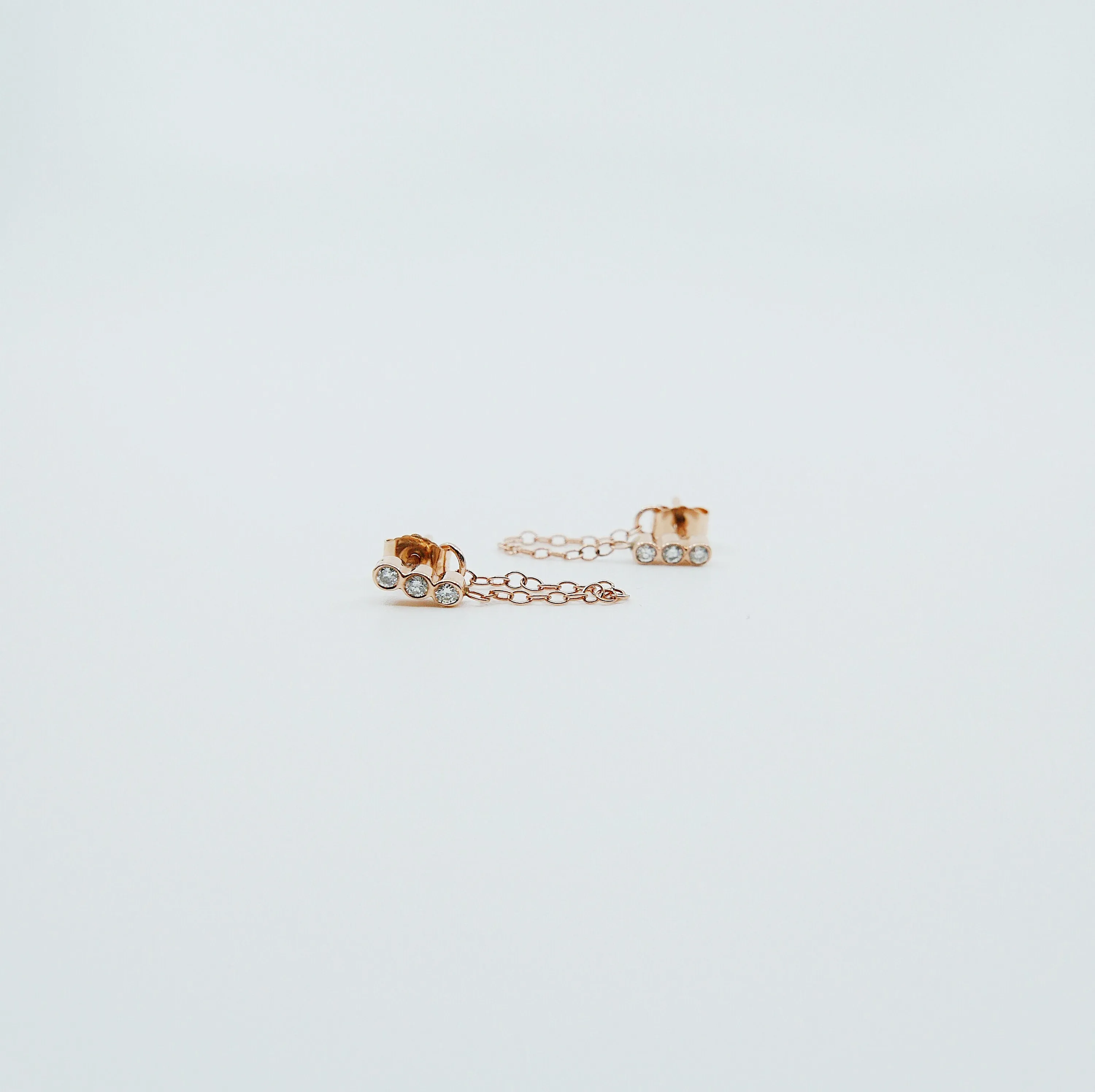 Dot Dot Dot Diamond Chain Earrings