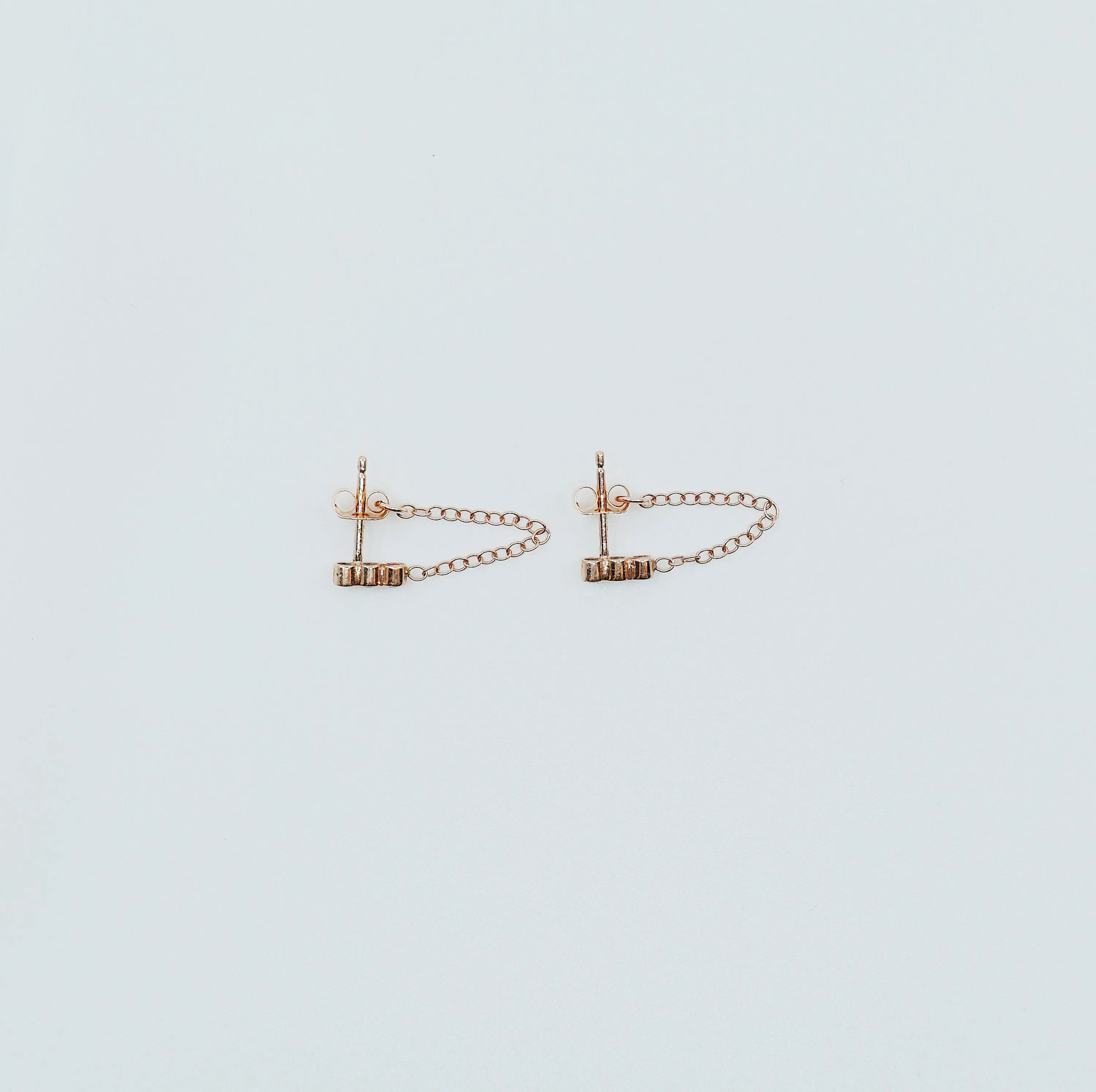 Dot Dot Dot Diamond Chain Earrings