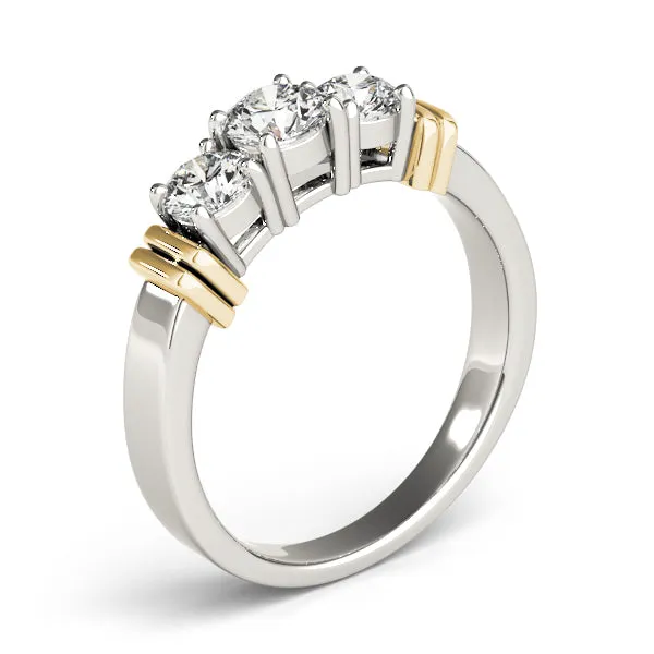 Engagement Rings 3 Stone Round - TN82577