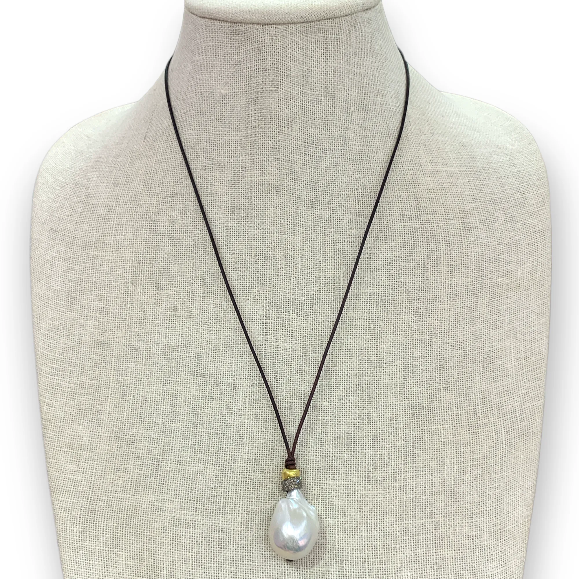 Freshwater Pearl Mid-Length Necklace w/ 18K Gold & Diamond