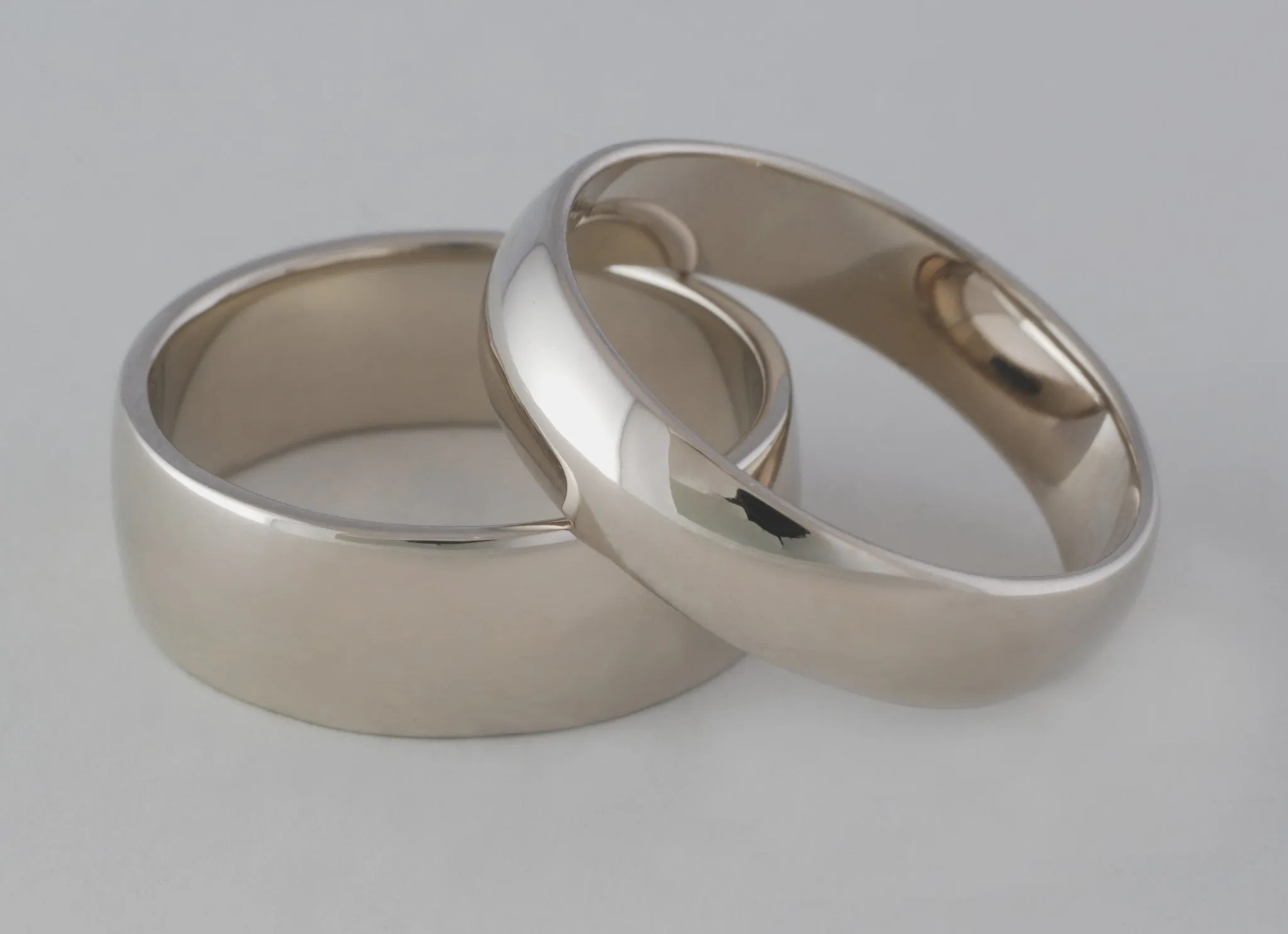 Gold Band Ring Wide, 14kt Yellow or White Gold