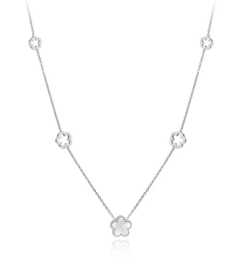 Lucky Mother of Pearl Clover Gold Necklace  – Maestro Hennessy®