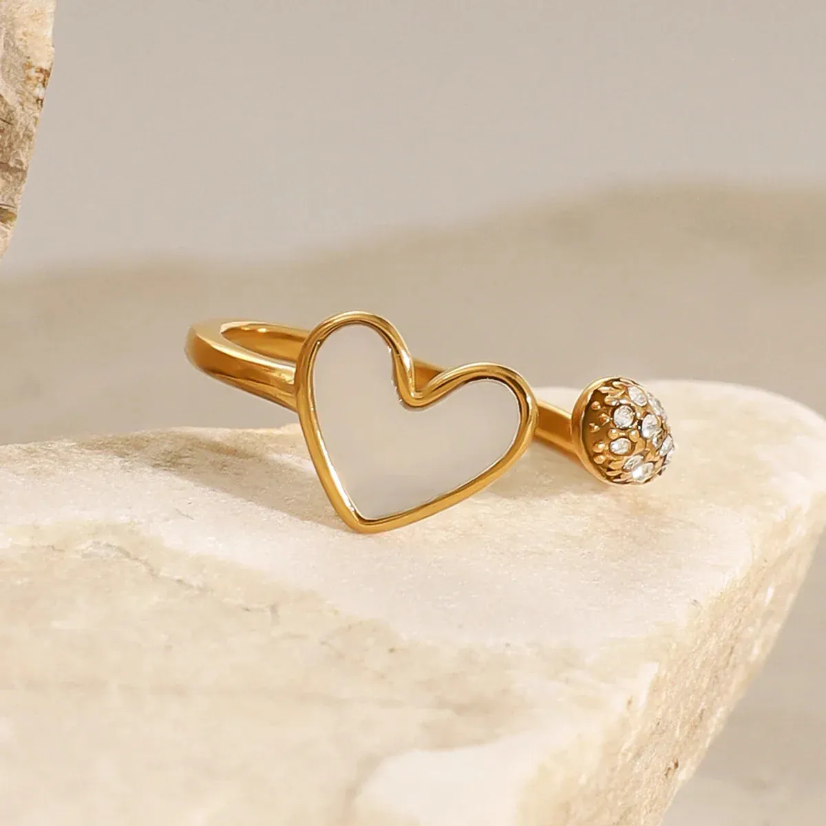 Lumispire love Ring