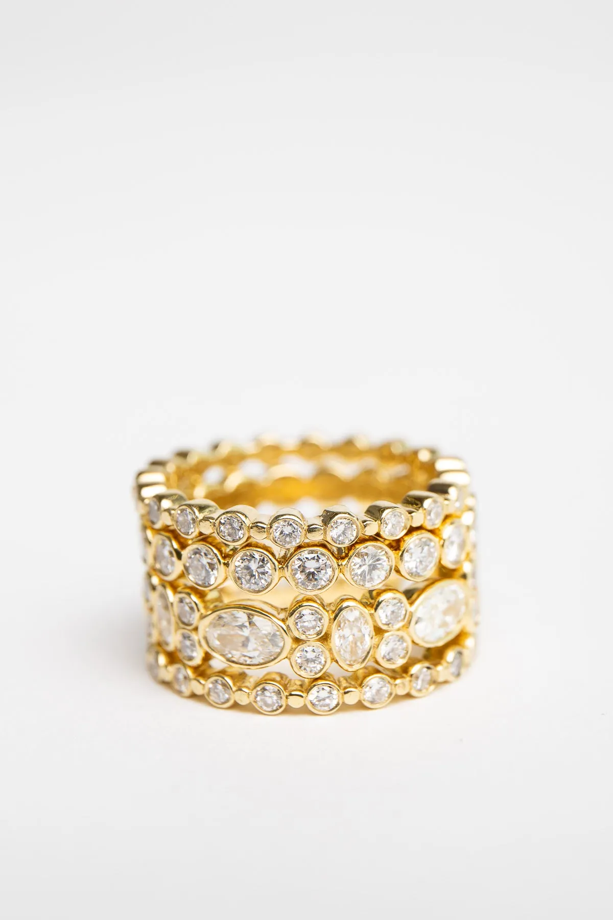 MAUD JEWELRY | 18K GOLD 30 DIAMOND STACK RING