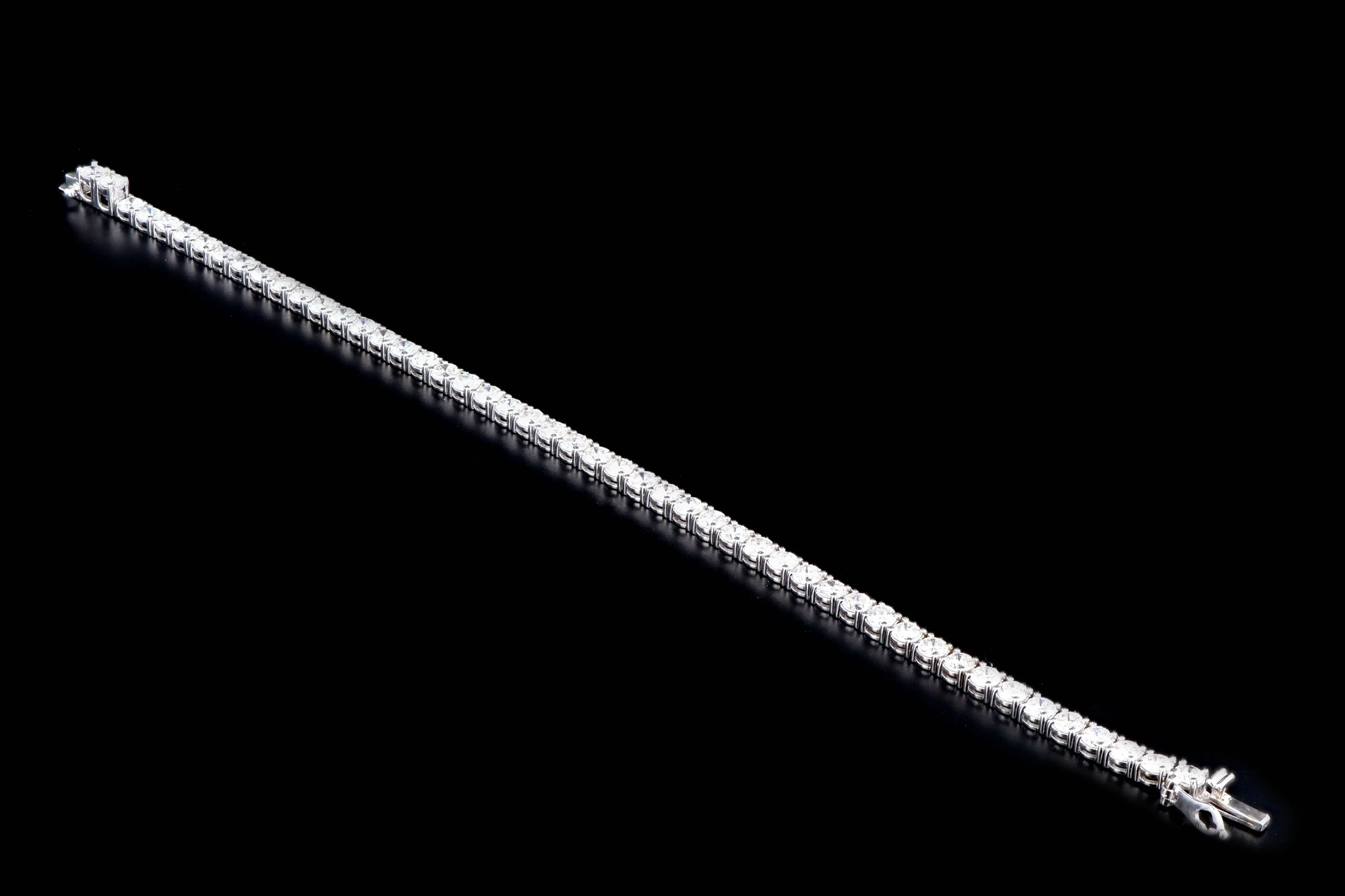 New 14K White Gold 7.59 Carat Round Brilliant Cut Diamond Tennis Bracelet
