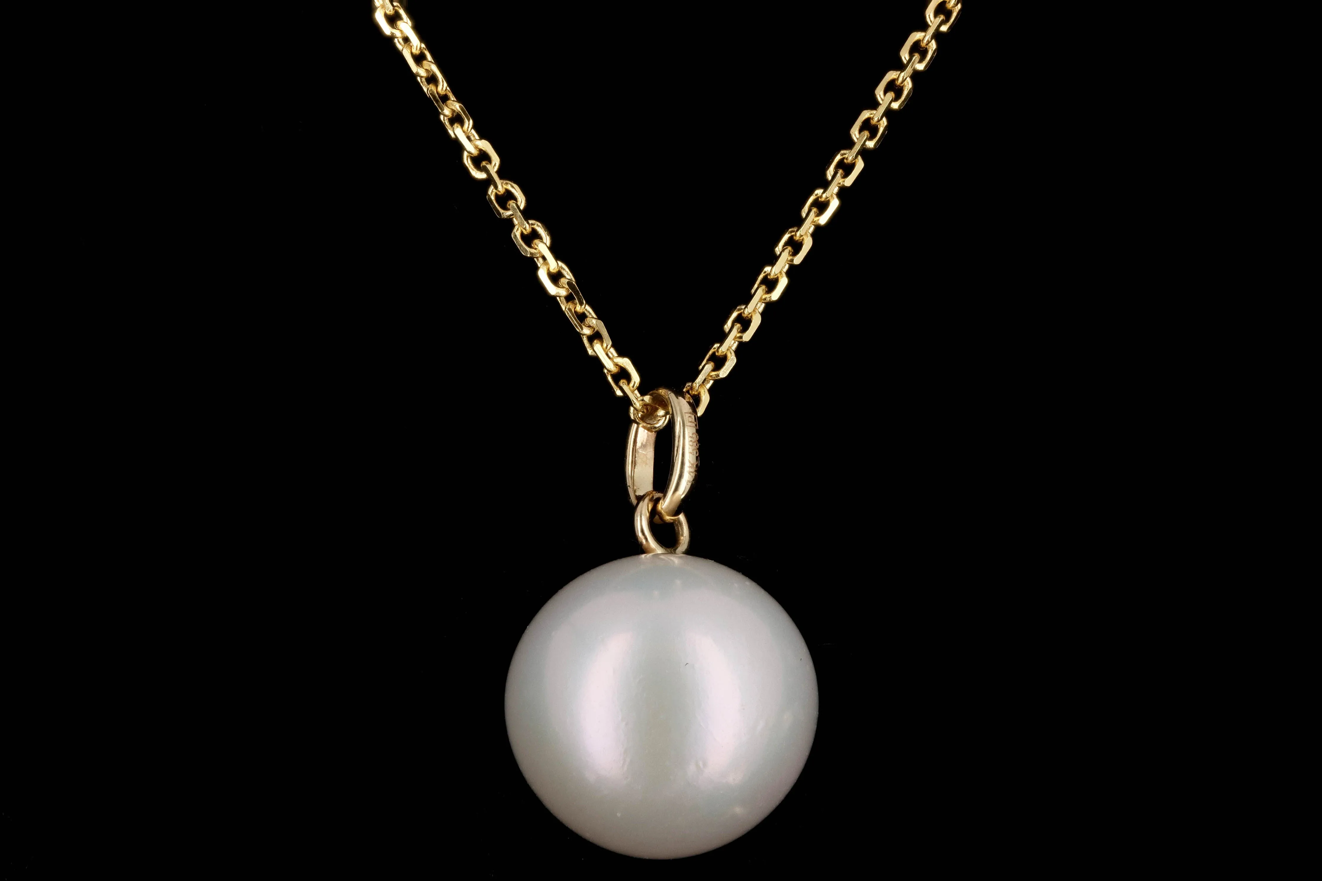 New 14K Yellow Gold White Freshwater Pearl Pendant Necklace