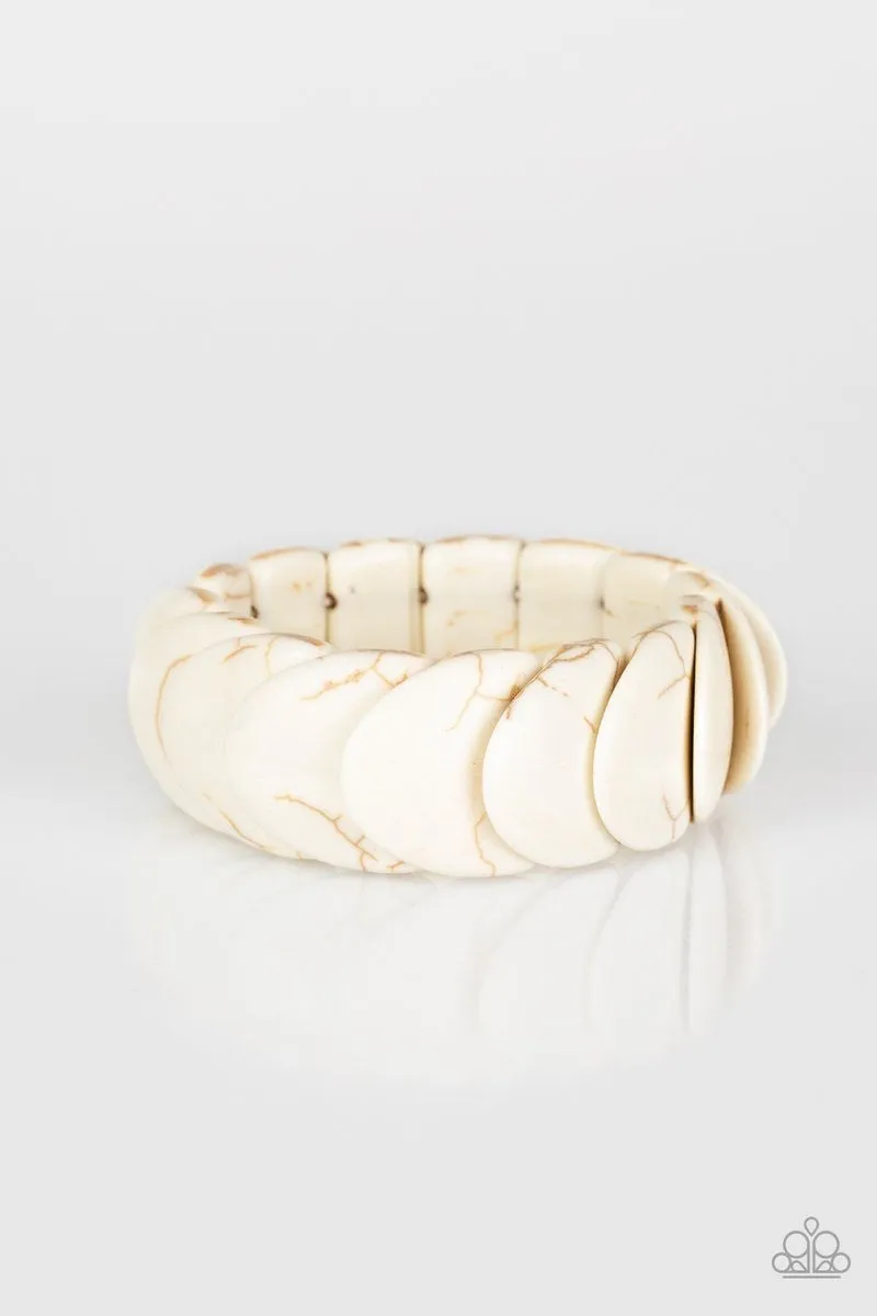 Nomadic Nature - White