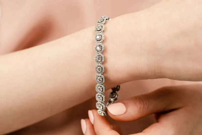 Octagon Red Carpet Lab-Grown Diamond Bracelet with 4.94 ct.(finished) 1mm, 3mm