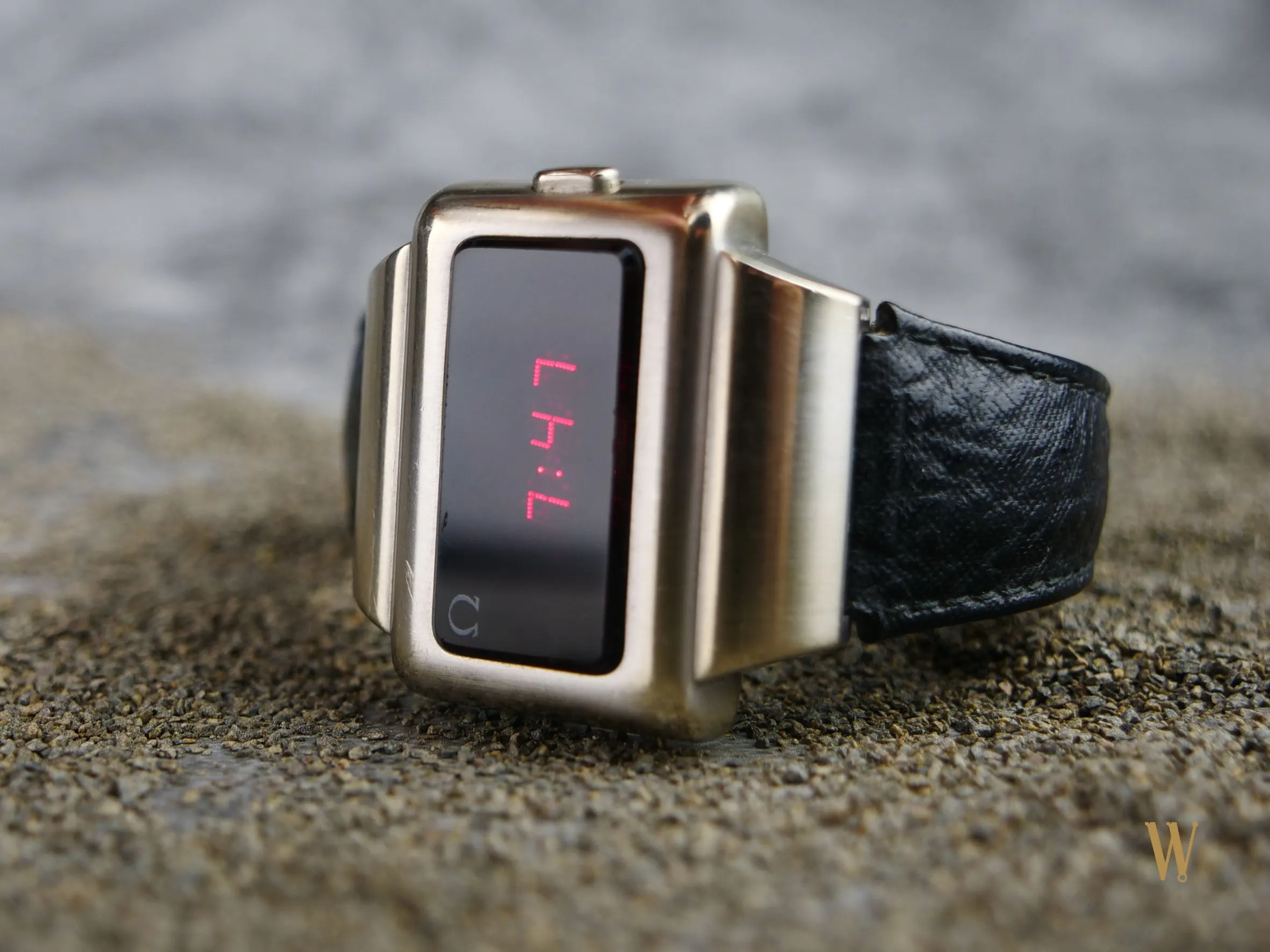 Omega Time Computer 1 Rare  Strap Variant