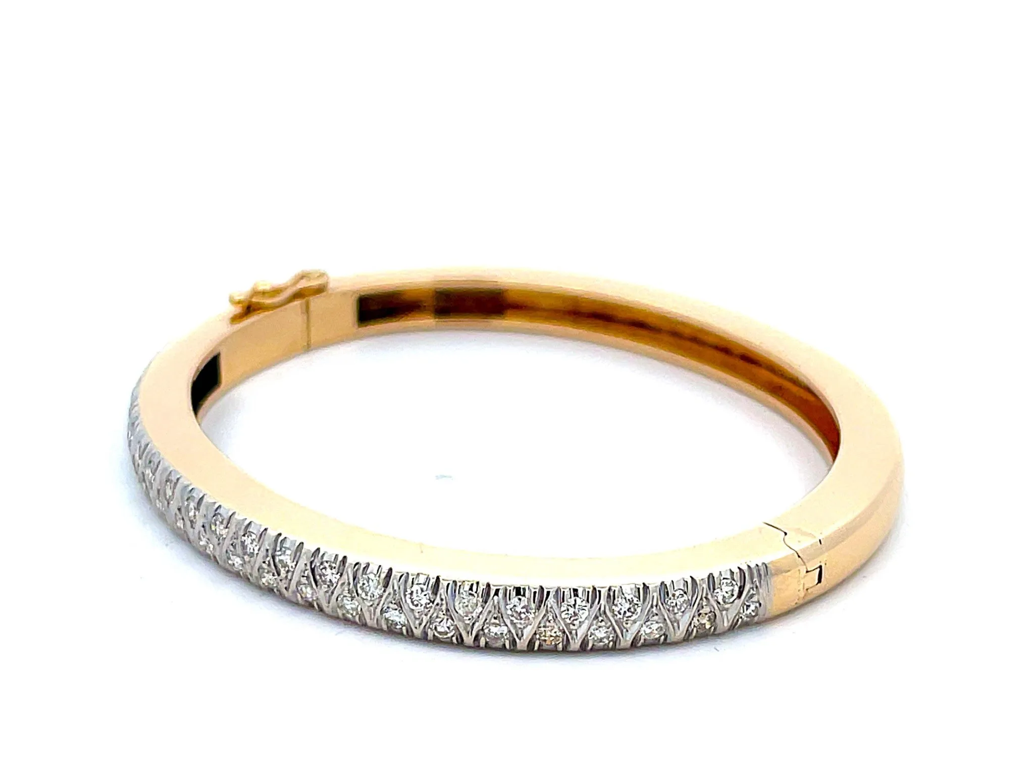 Pave Diamond Hinged Bangle in 14k Yellow Gold