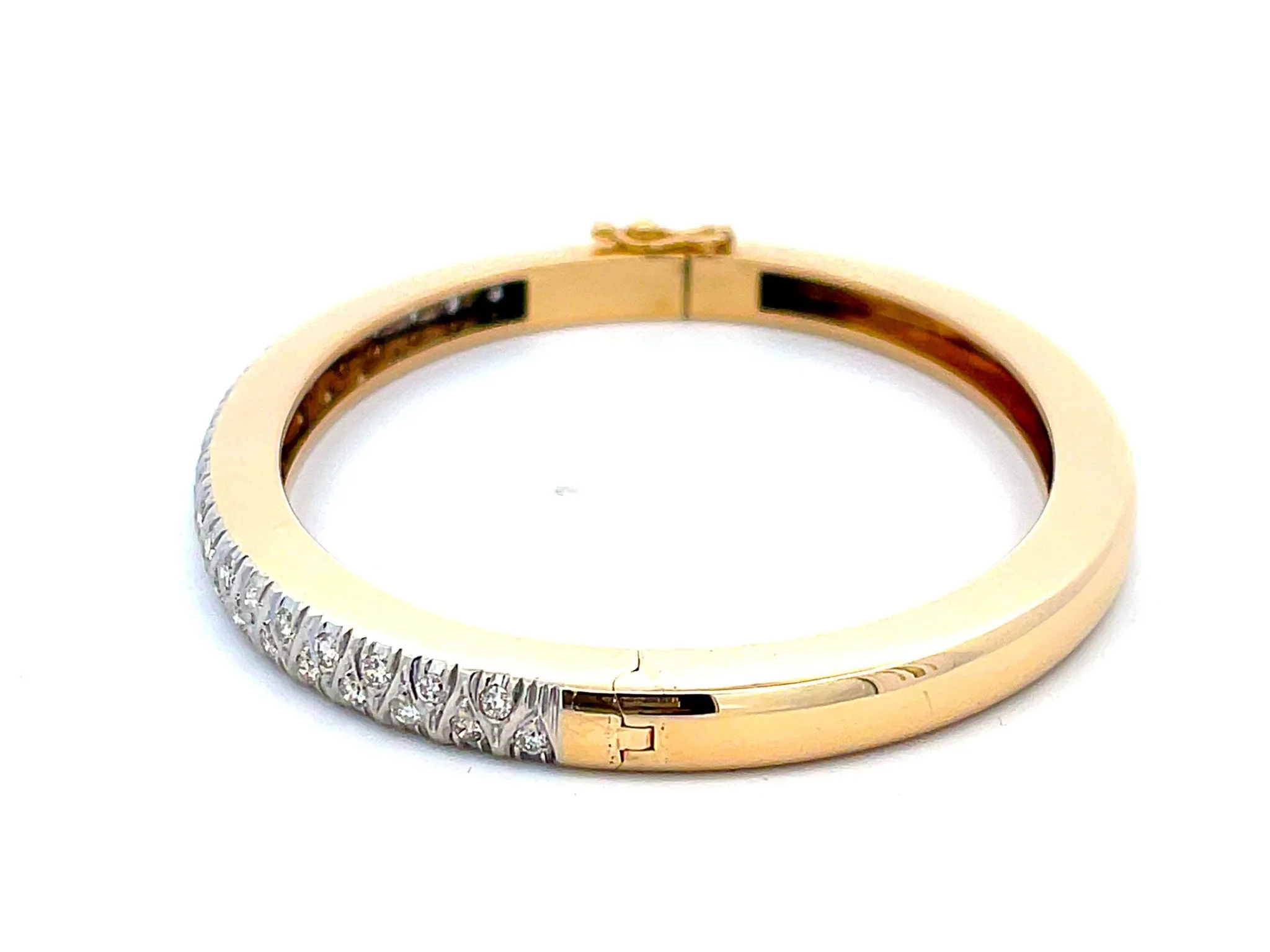 Pave Diamond Hinged Bangle in 14k Yellow Gold