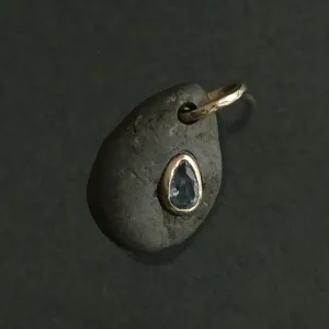 Pear Drop Sapphire in Rock