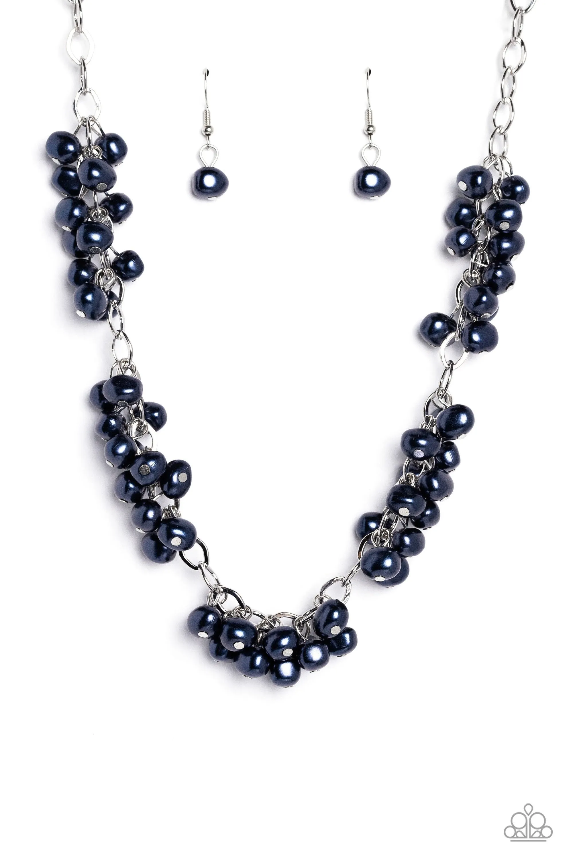 Pearl Parlor - Blue - Clustered Pearl Paparazzi Short Necklace