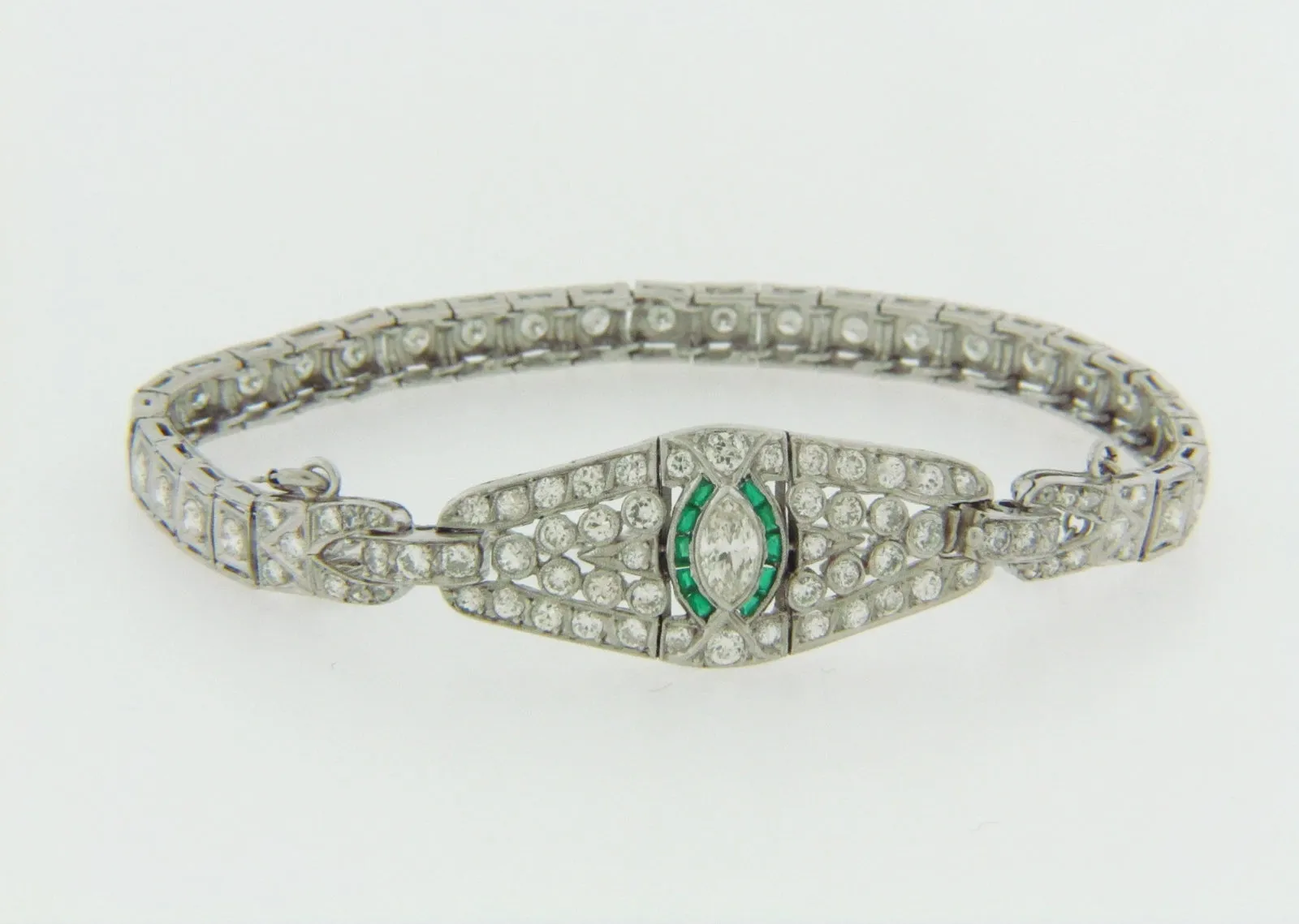 PLATINUM DIAMOND AND EMERALD BRACELET