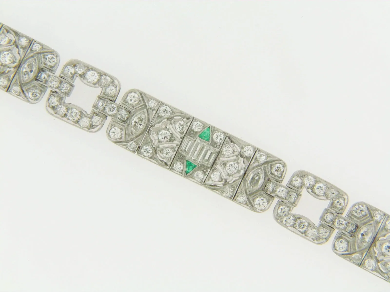 PLATINUM DIAMOND AND EMERALD BRACELET