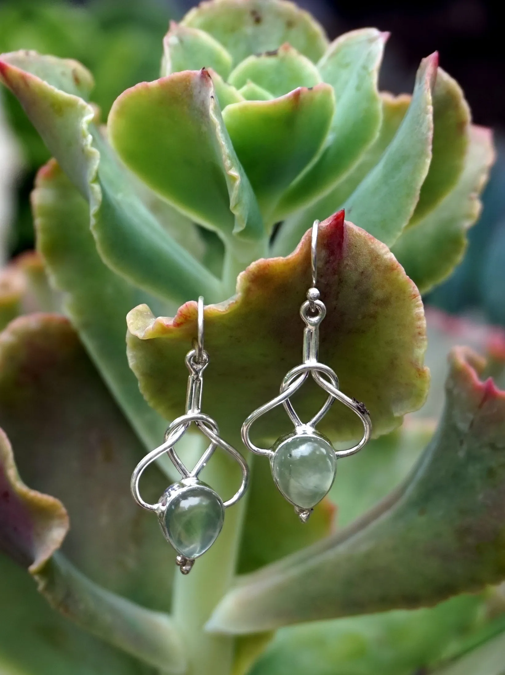 Prehnite Earring Set 2 with Love Knot