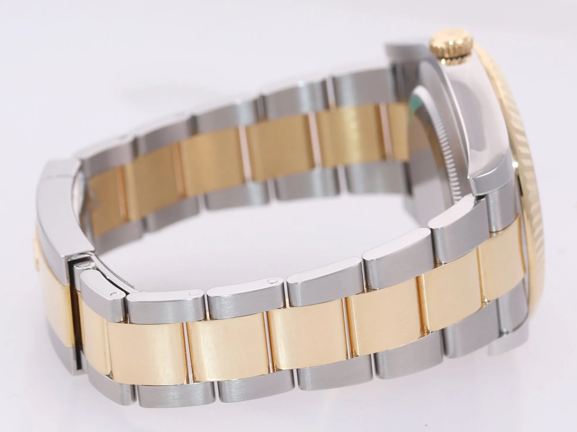 Rolex Datejust 2 FACTORY Ivory Diamond 116333 Two-Tone Gold Fluted Watch Box