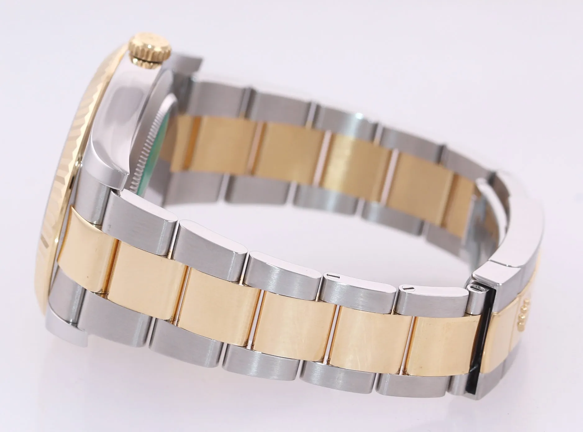 Rolex Datejust 2 FACTORY Ivory Diamond 116333 Two-Tone Gold Fluted Watch Box