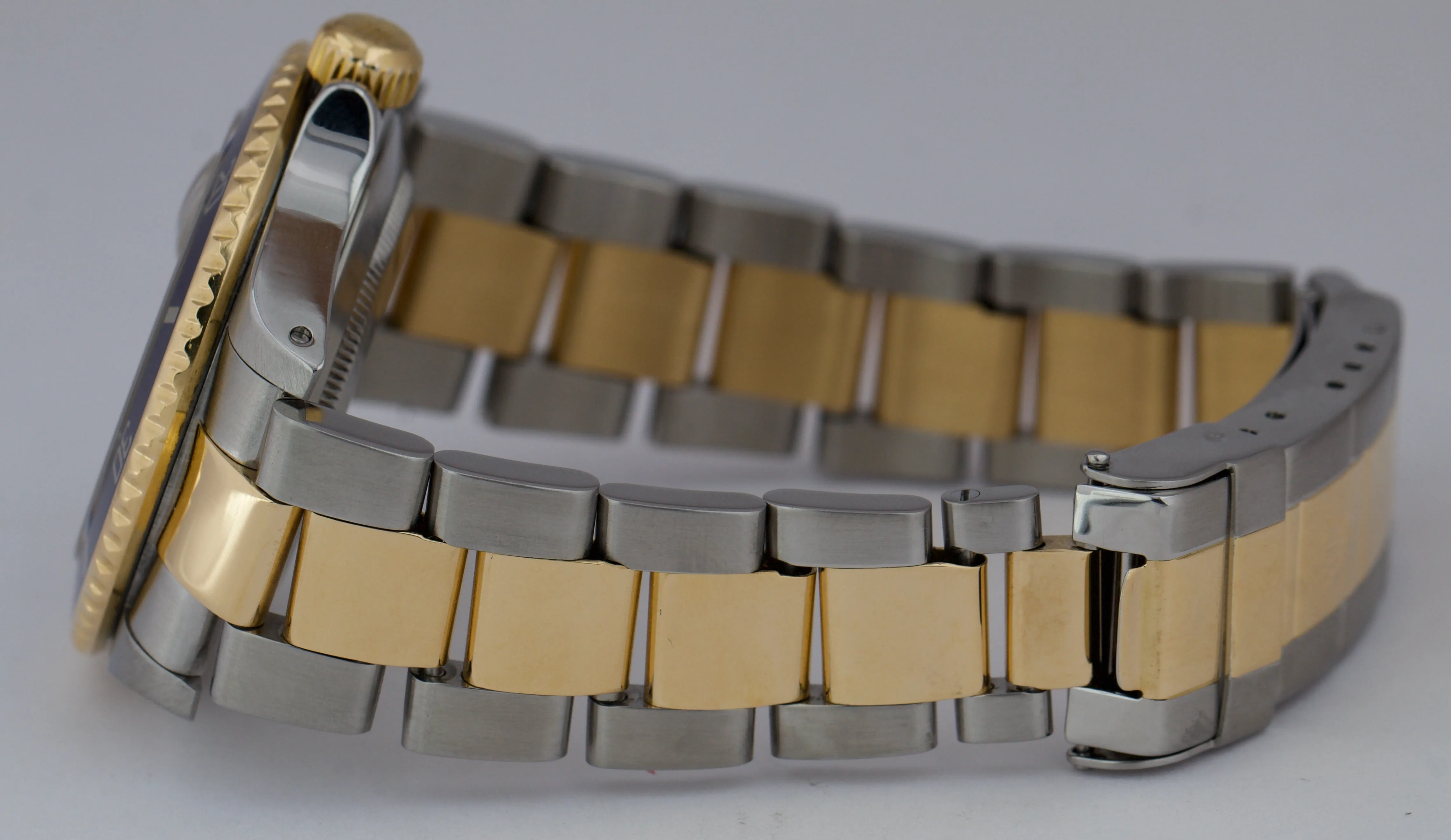 Rolex Submariner Date Two-Tone Stainless Gold BUCKLE BLUE DIAL 40mm Watch 16613