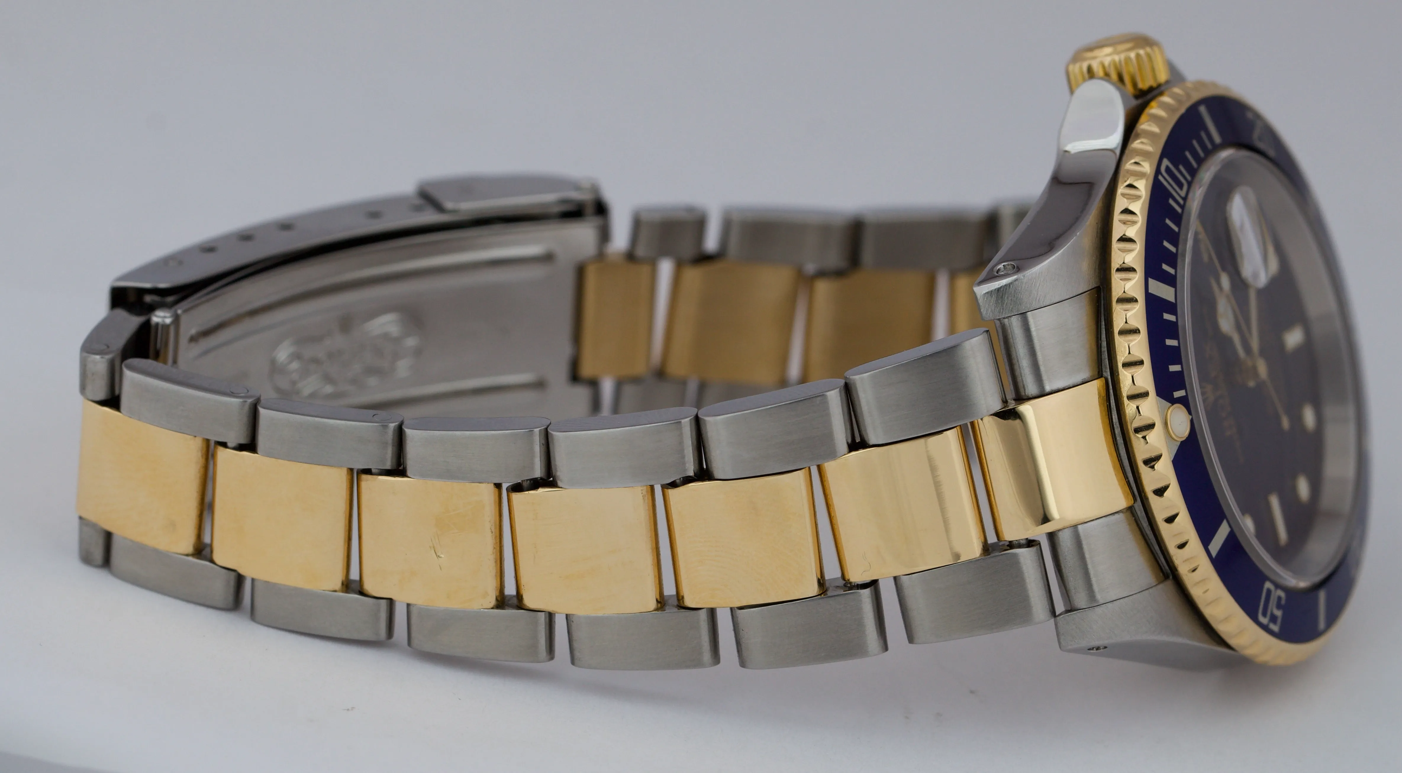 Rolex Submariner Date Two-Tone Stainless Gold BUCKLE BLUE DIAL 40mm Watch 16613