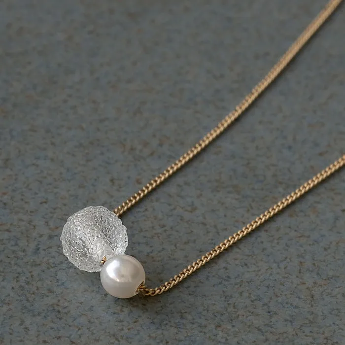 Snow Pearl Necklace