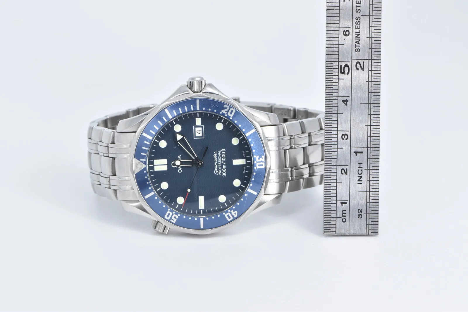 Stainless Steel Omega Seamaster 300m Quartz 2541.80 Men's Watch