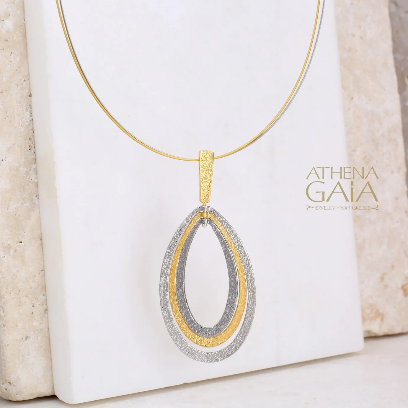 Stilvi Drop Triple Loop Necklace